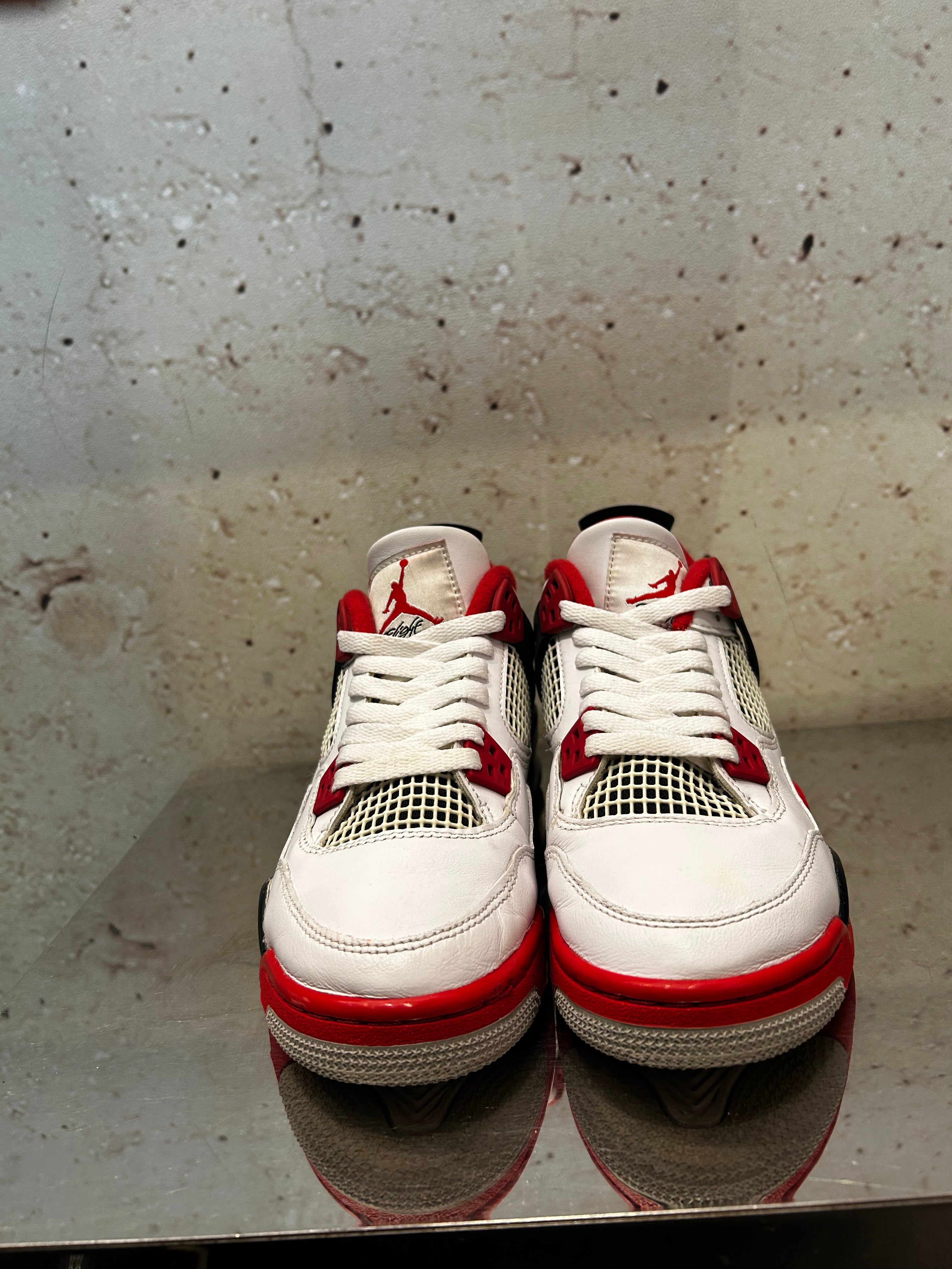 Jordan 4 "Fire Red" Size 5y Preowned
