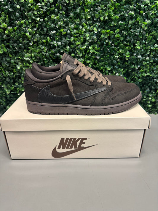 Jordan 1 Low Travis Scott "Velvet Brown" size 11.5 Preowned