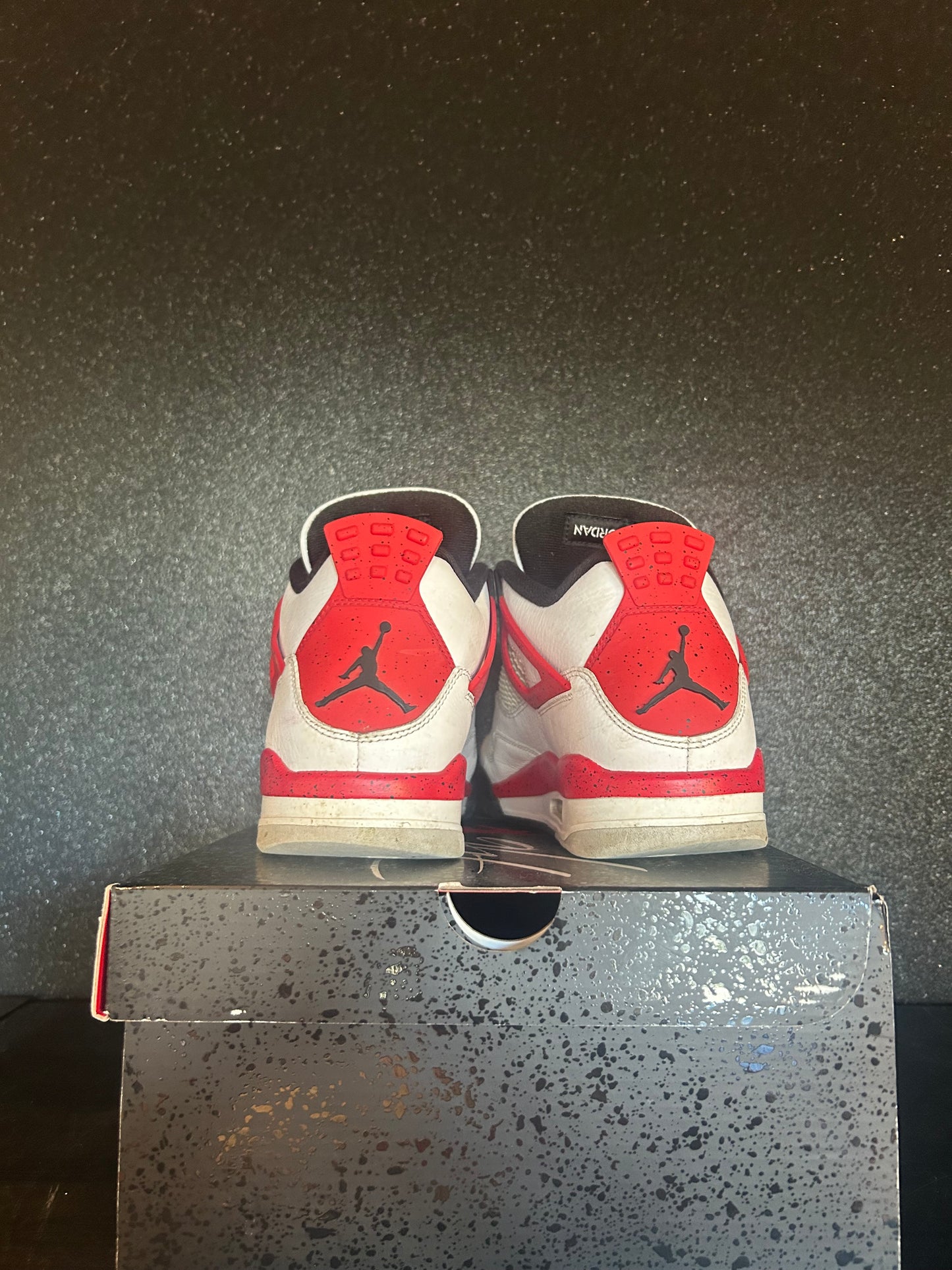 Jordan 4 Retro Red Cement Size 10.5 Preowned