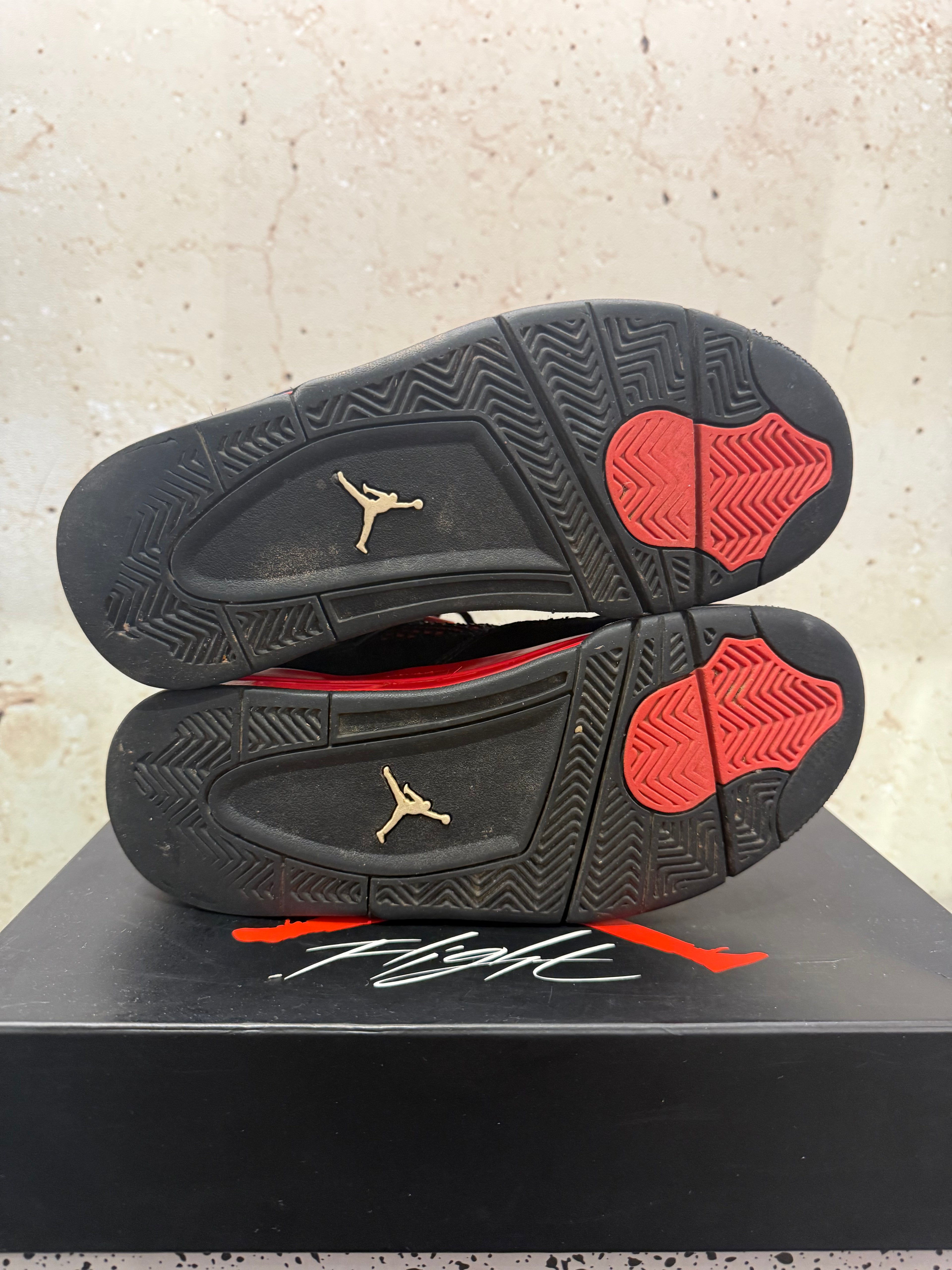 Jordan 4 "Red Thunder" Size 6 Preowned
