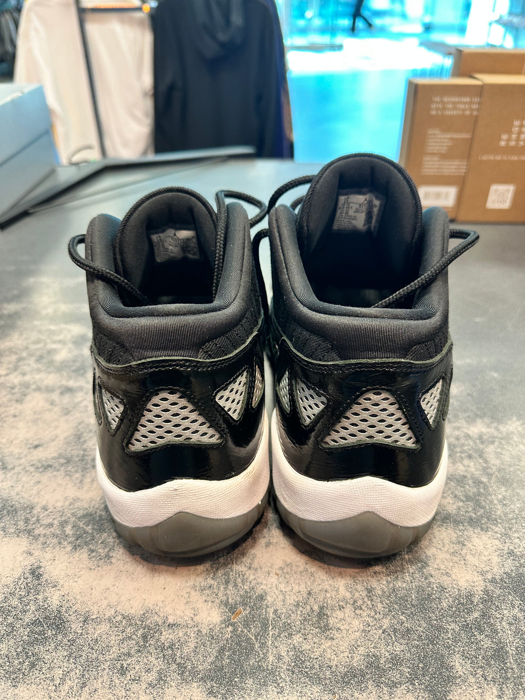 Jordan 11 Retro Low IE "Craft Black White" Size 15 Preowned