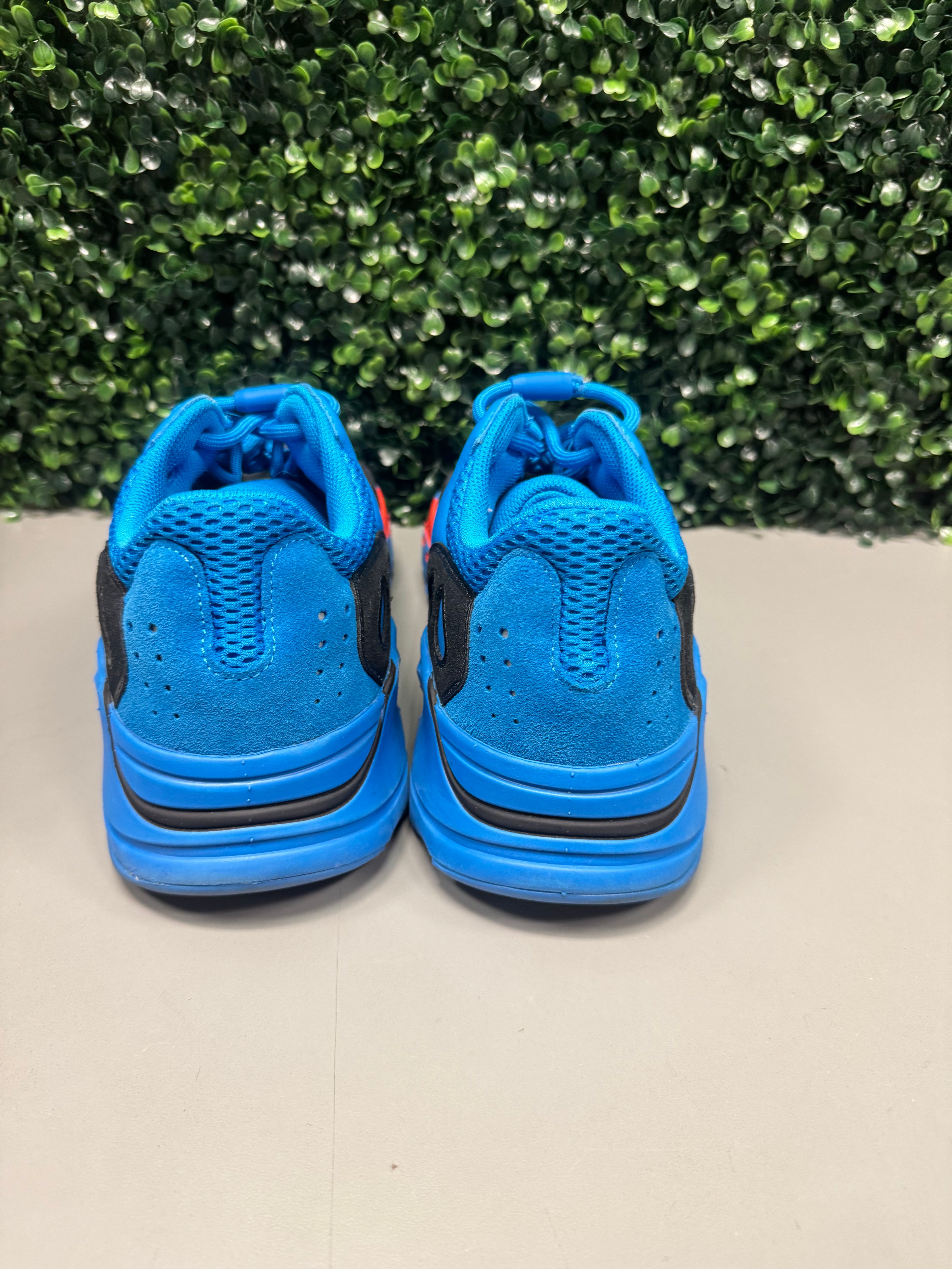 Yeezy 700 Hi-"Res Blue" Size 13.5 Preowned