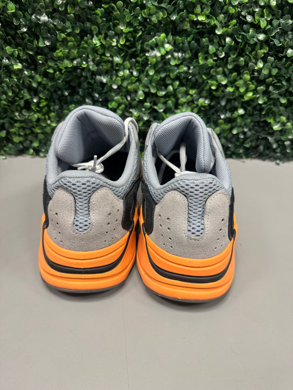 Yeezy 700 "Wash Orange" Size 13.5 Preowned