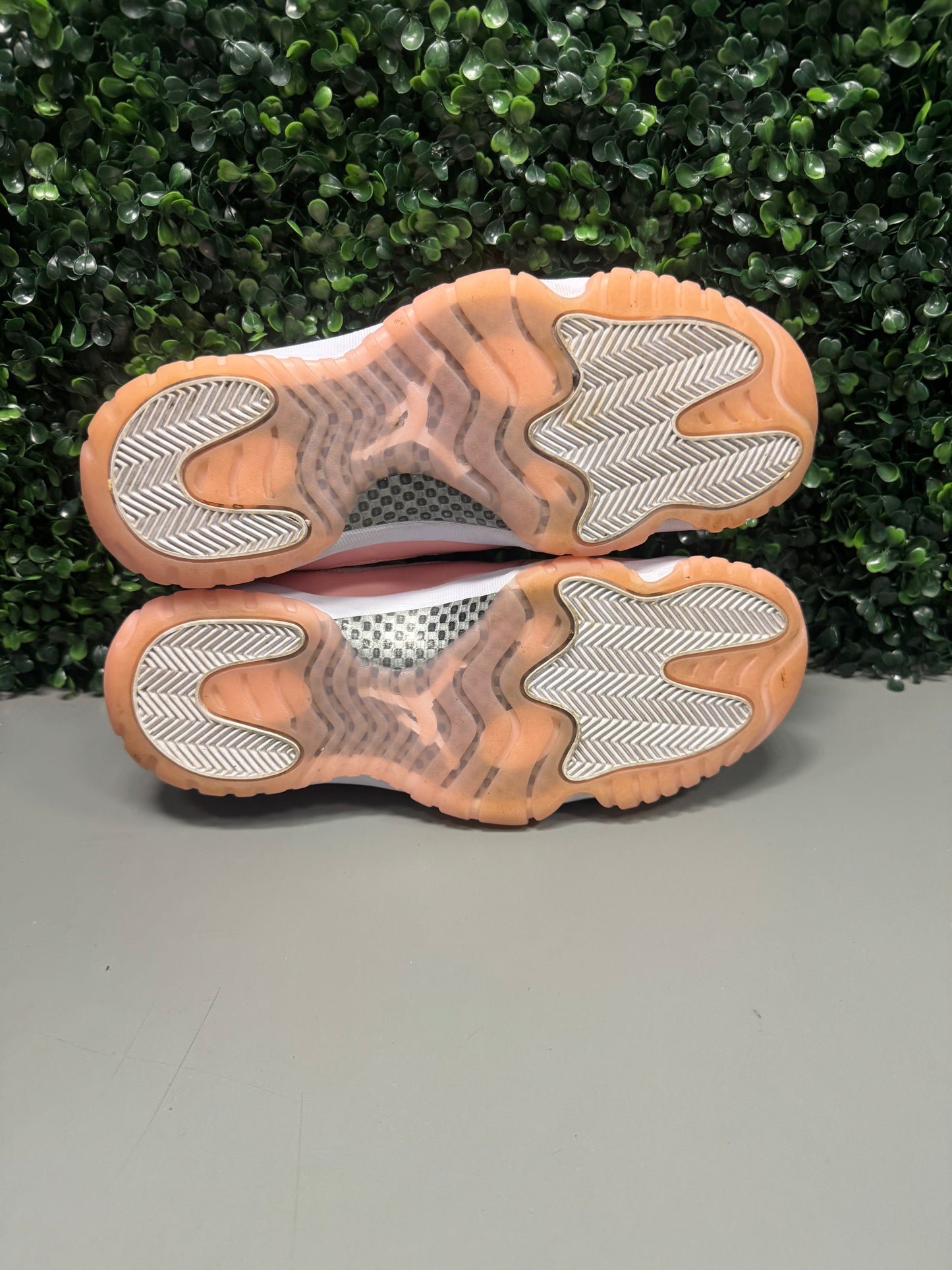 Jordan 11 Low "Legend Pink" Size 12W / 10.5 M Preowned