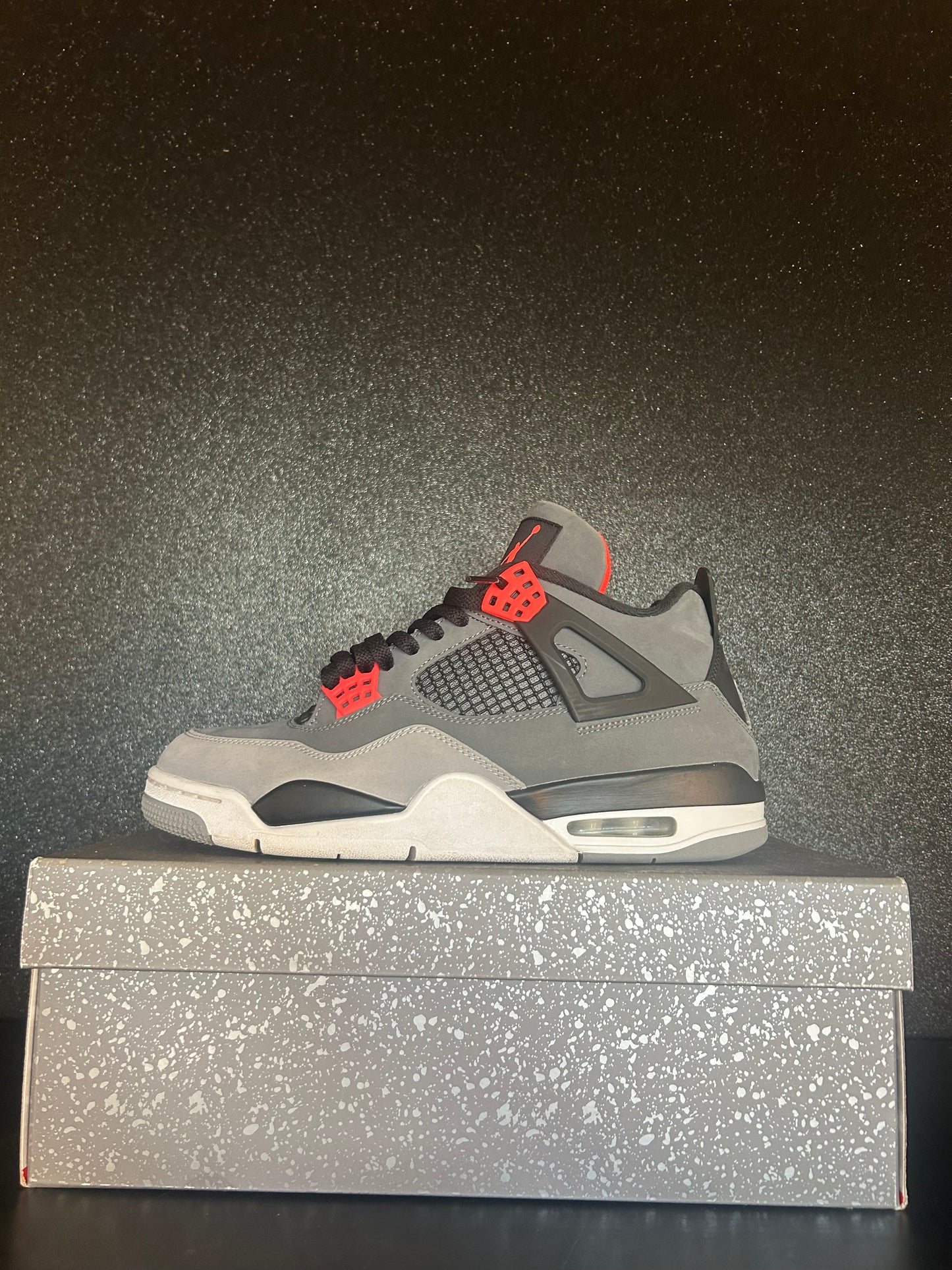 Jordan 4 Retro Infrared Size 10 Preowned