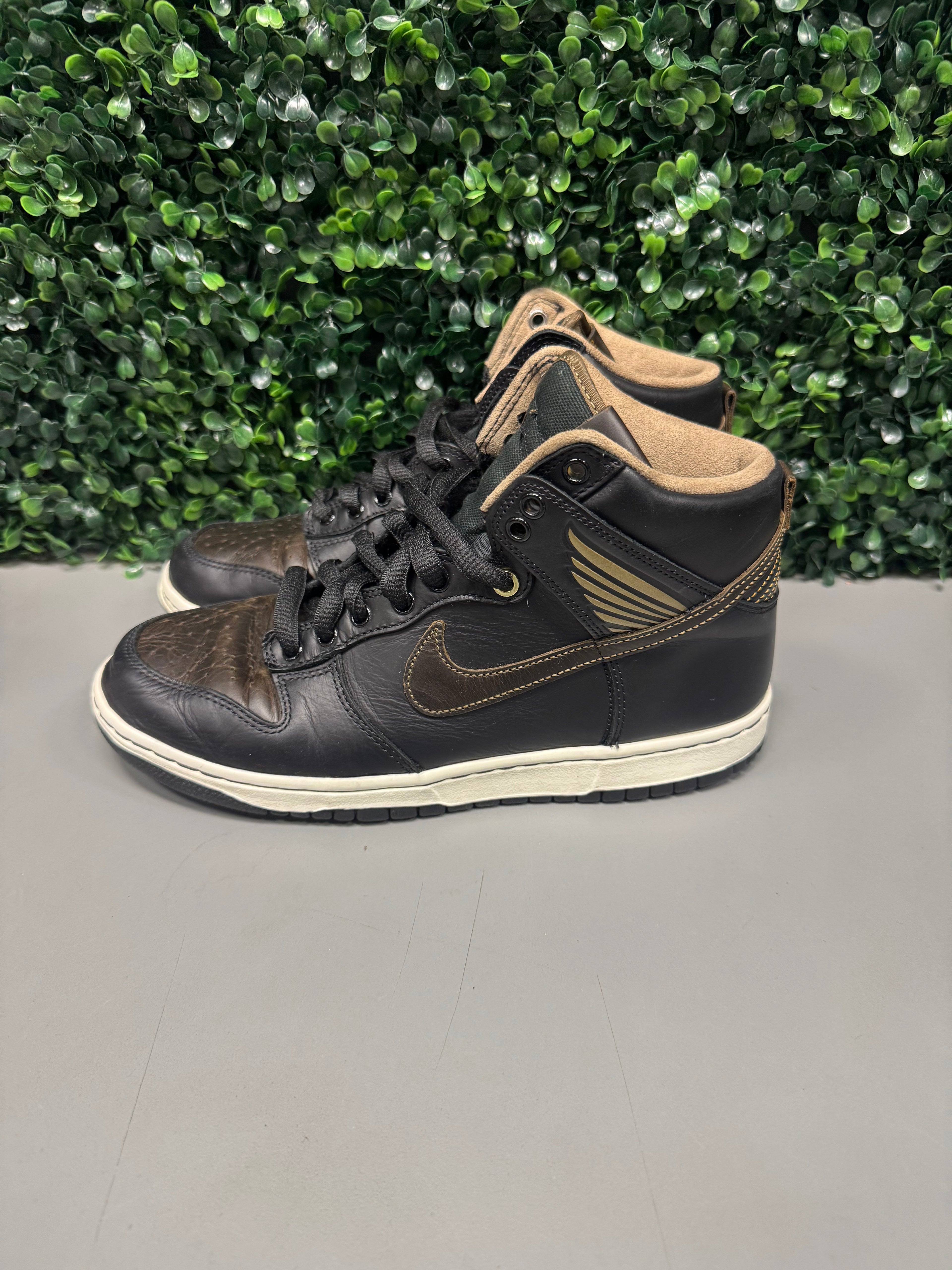 Nike SB Dunk High "Pawnshop Skate" size 7.5 Preowned