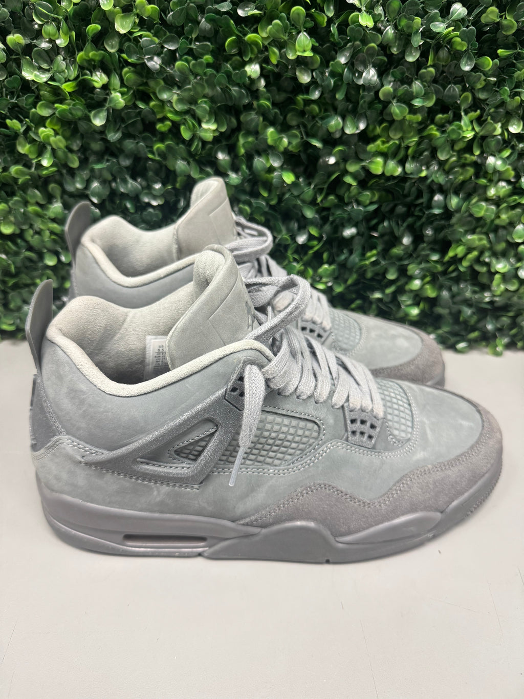 Jordan 4 "Wet Cement" Size 9.5 Preowned