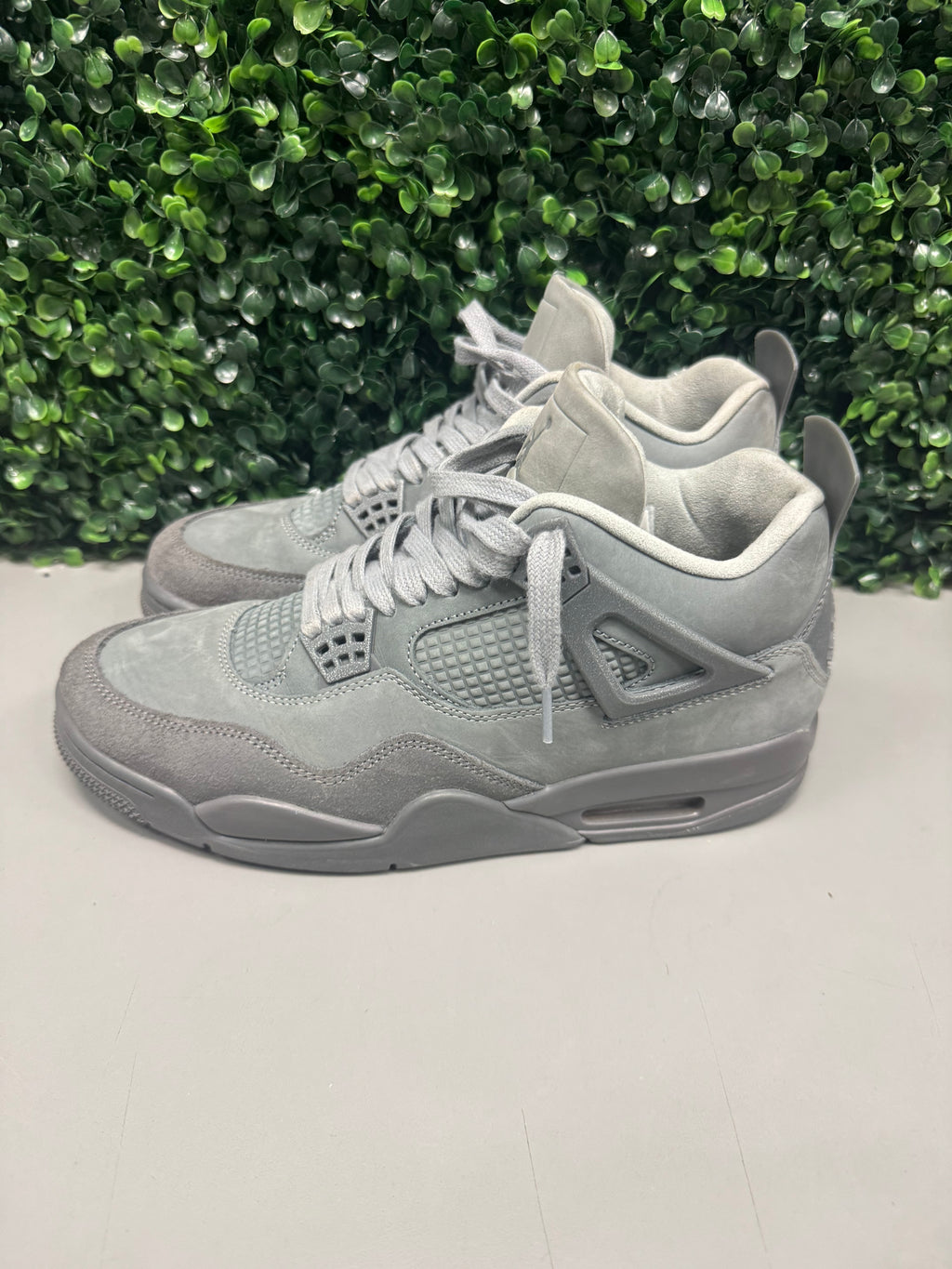 Jordan 4 "Wet Cement" Size 9.5 Preowned