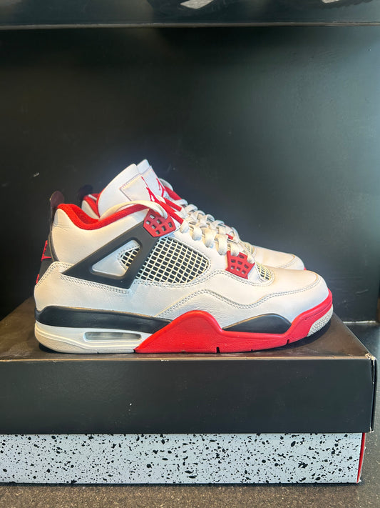 Jordan 4 Retro Fire Red Size 10 Preowned