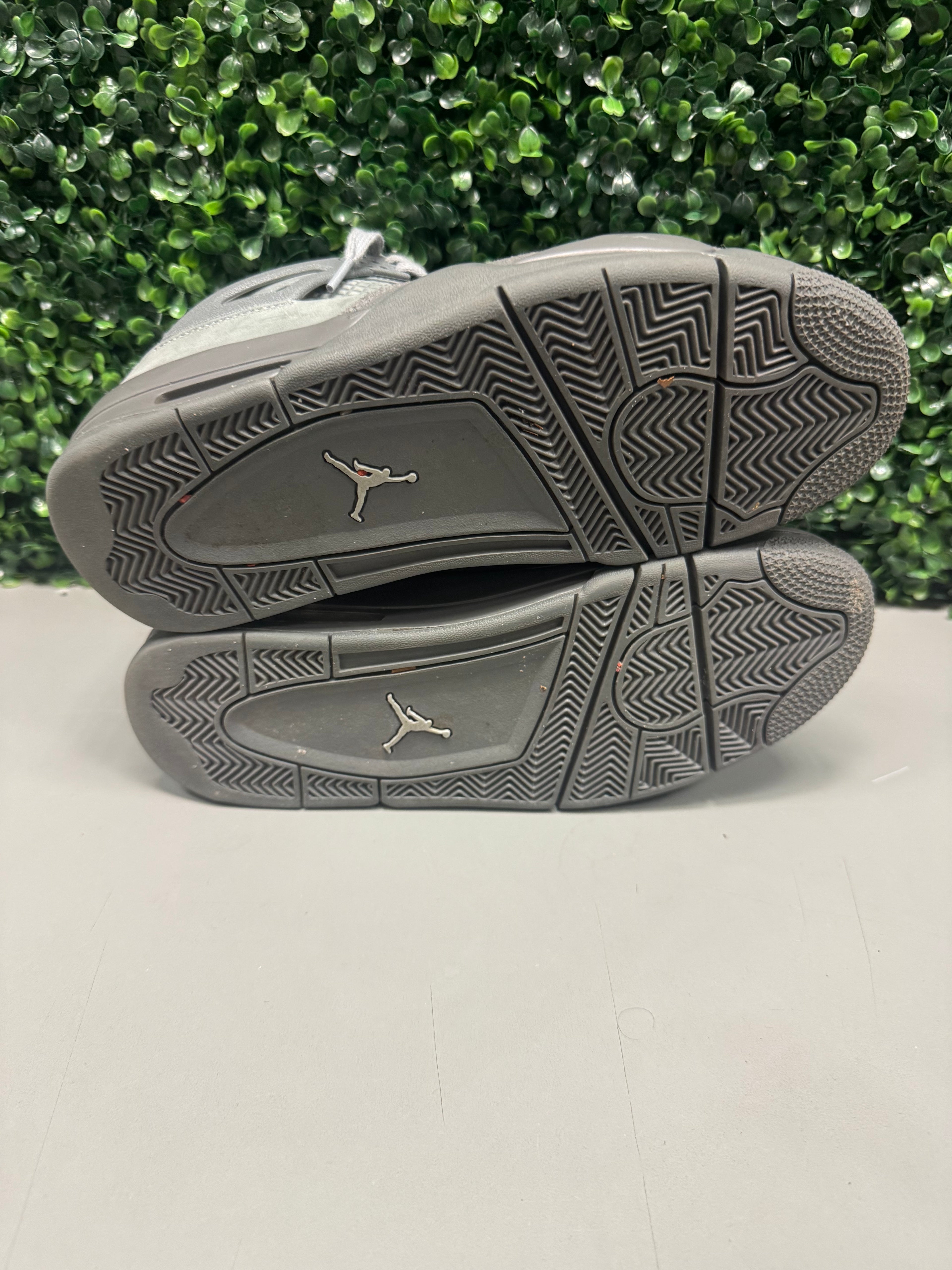 Jordan 4 "Wet Cement" Size 9.5 Preowned