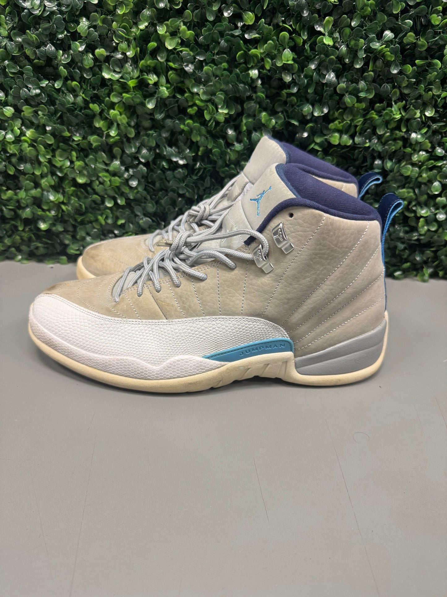Jordan 12 "Grey University" Size 11.5 Preowned