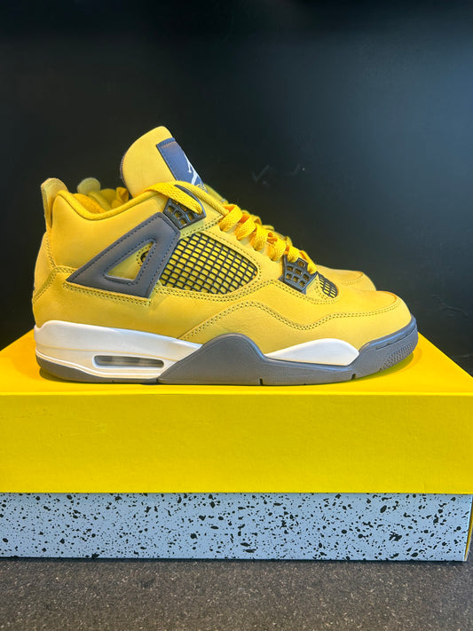 Jordan 4 Retro Lighting Size 10 Preowned