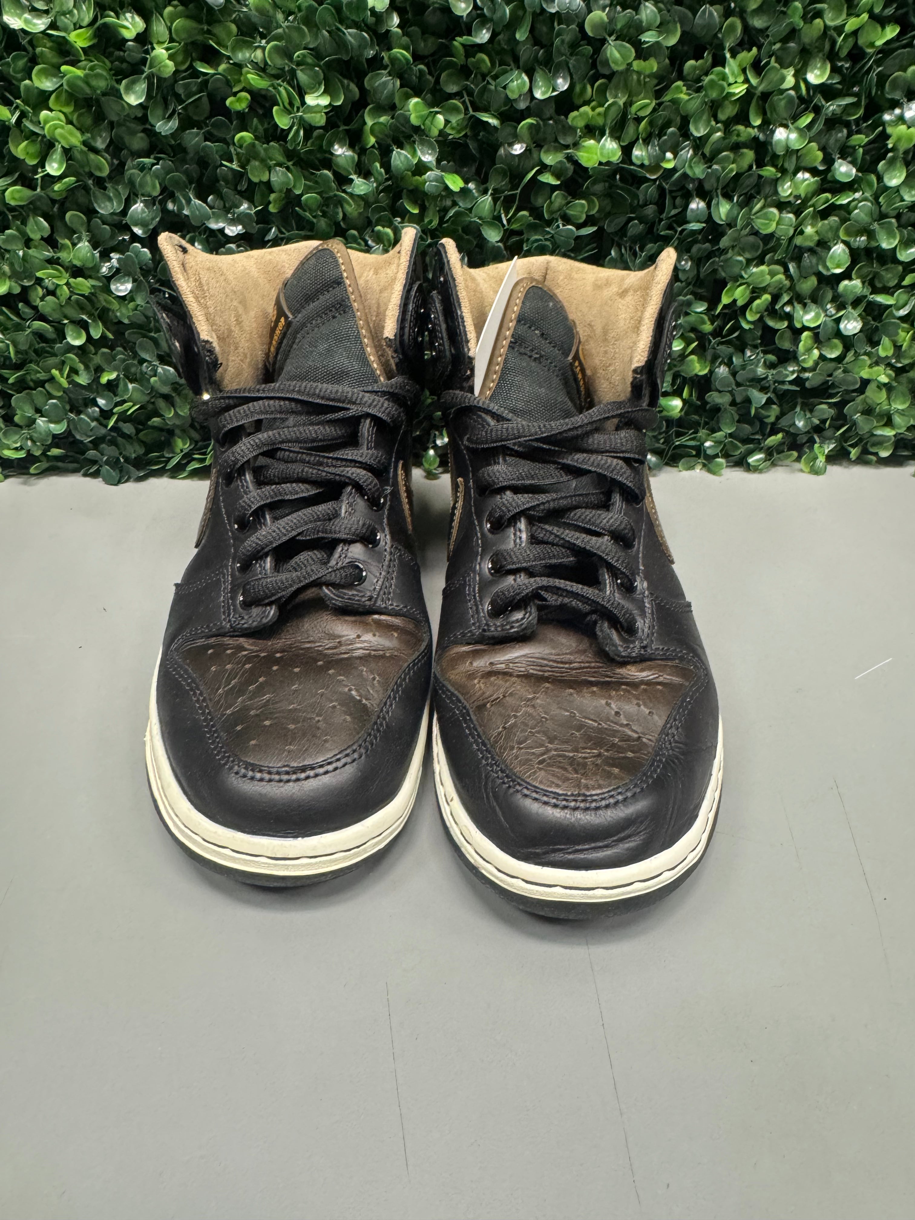 Nike SB Dunk High "Pawnshop Skate" size 7.5 Preowned