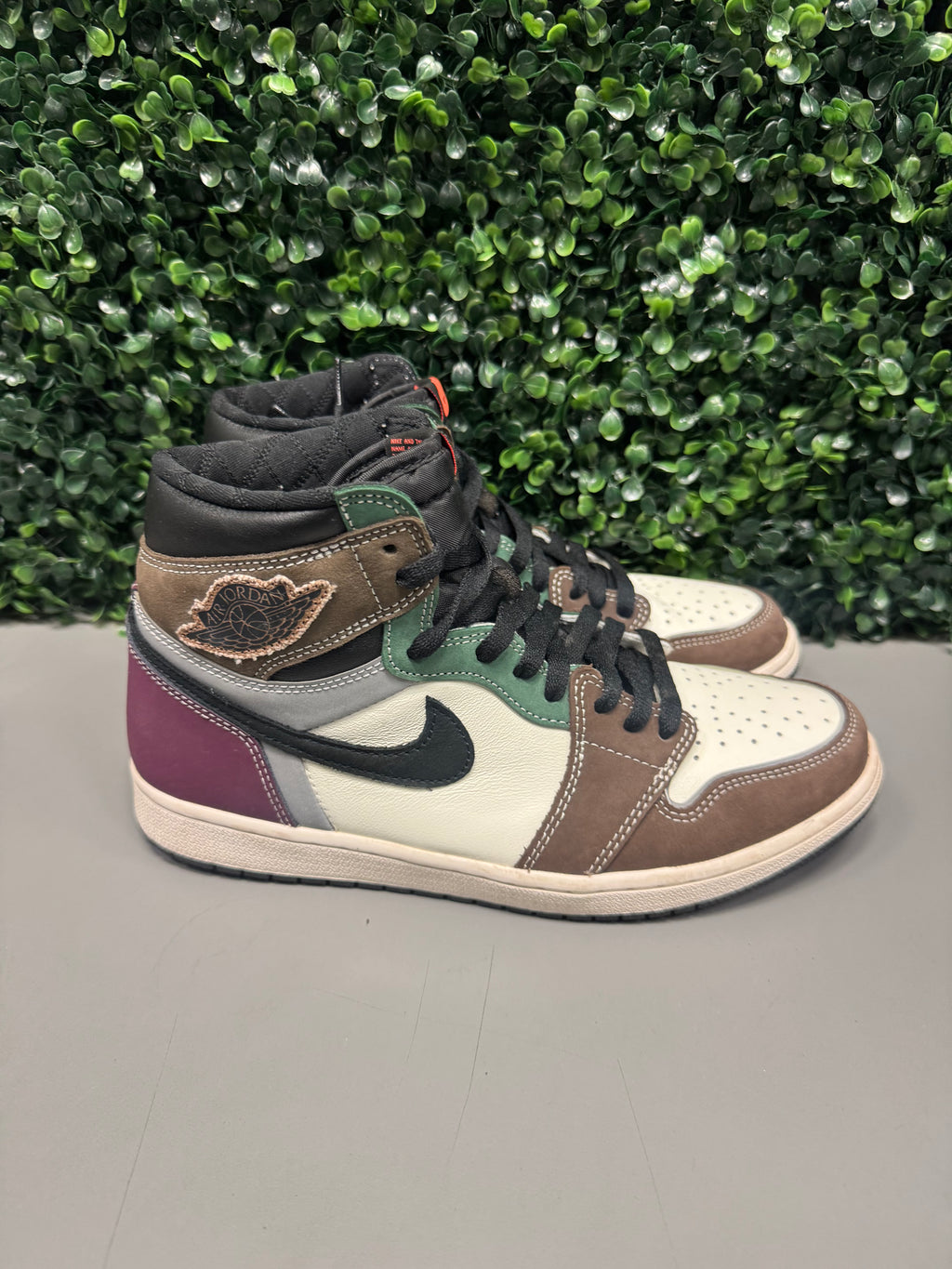 Jordan 1 High "Hand Crafted" Size 9.5 Preowned