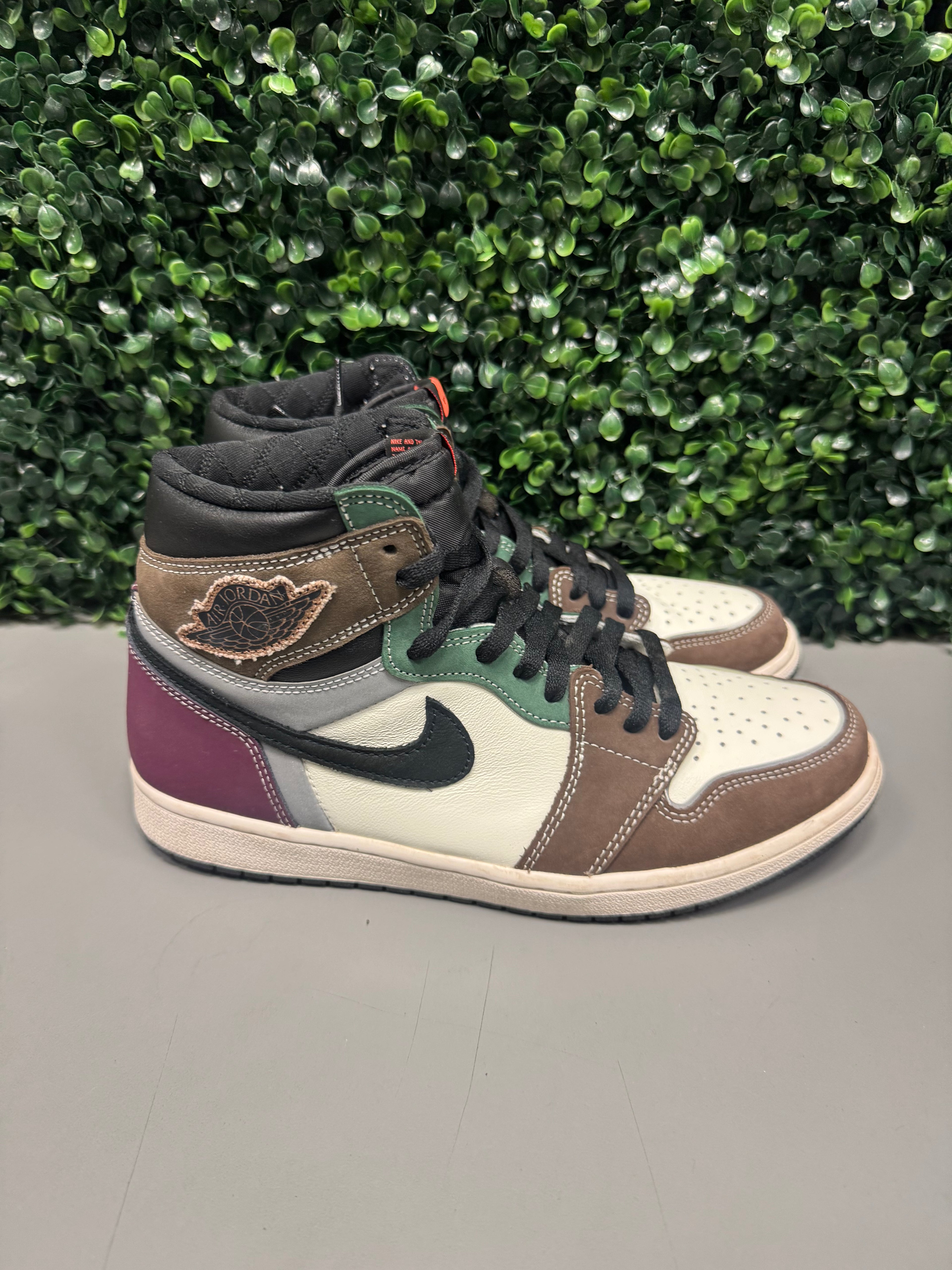 Jordan 1 High "Hand Crafted" Size 9.5 Preowned