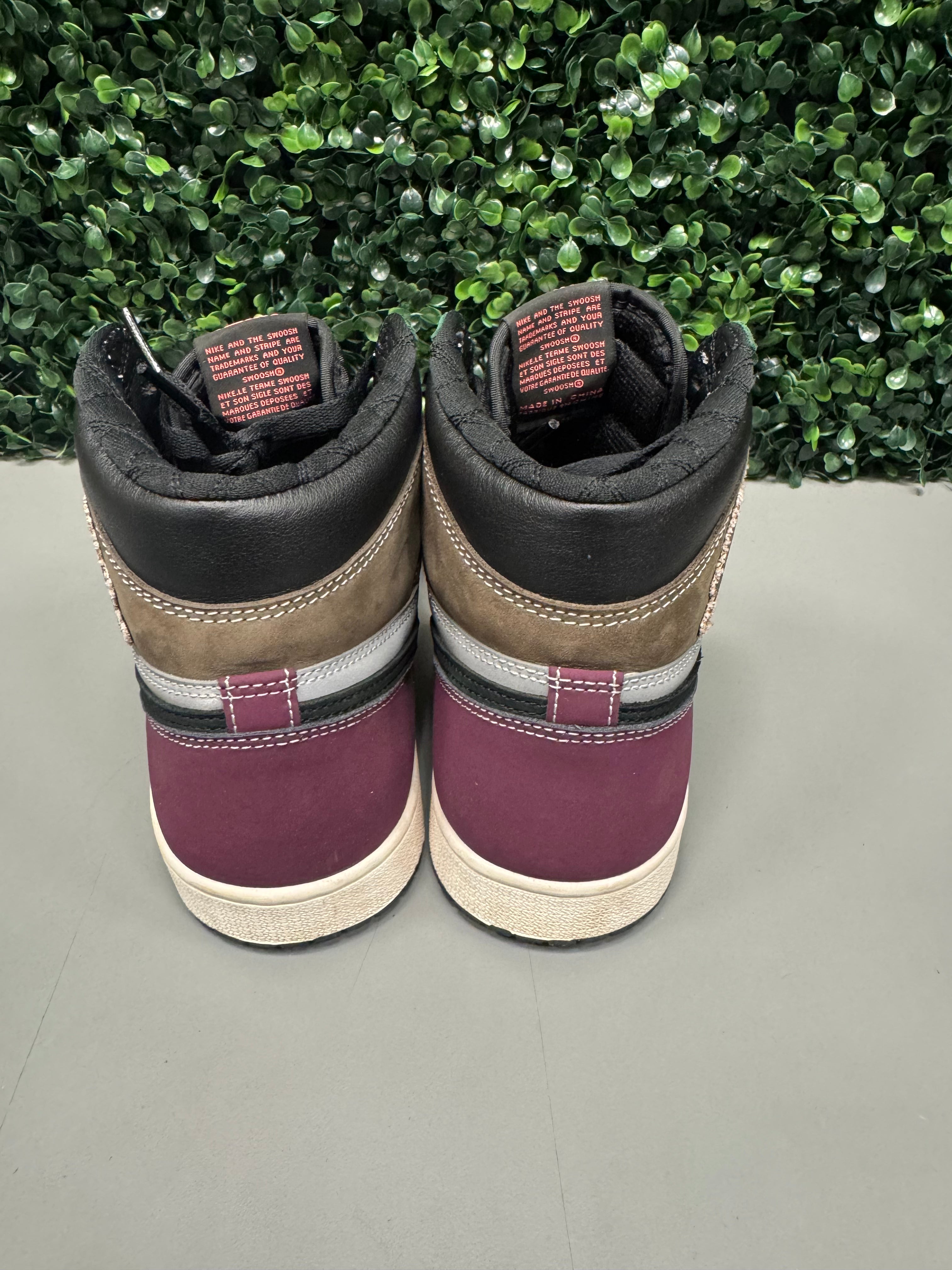 Jordan 1 High "Hand Crafted" Size 9.5 Preowned