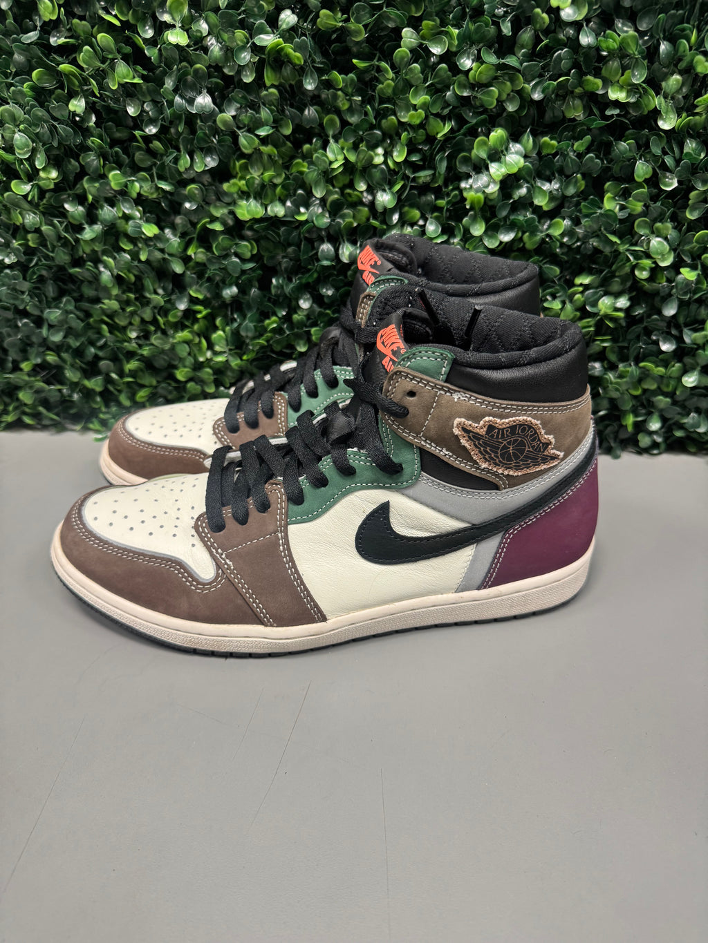 Jordan 1 High "Hand Crafted" Size 9.5 Preowned