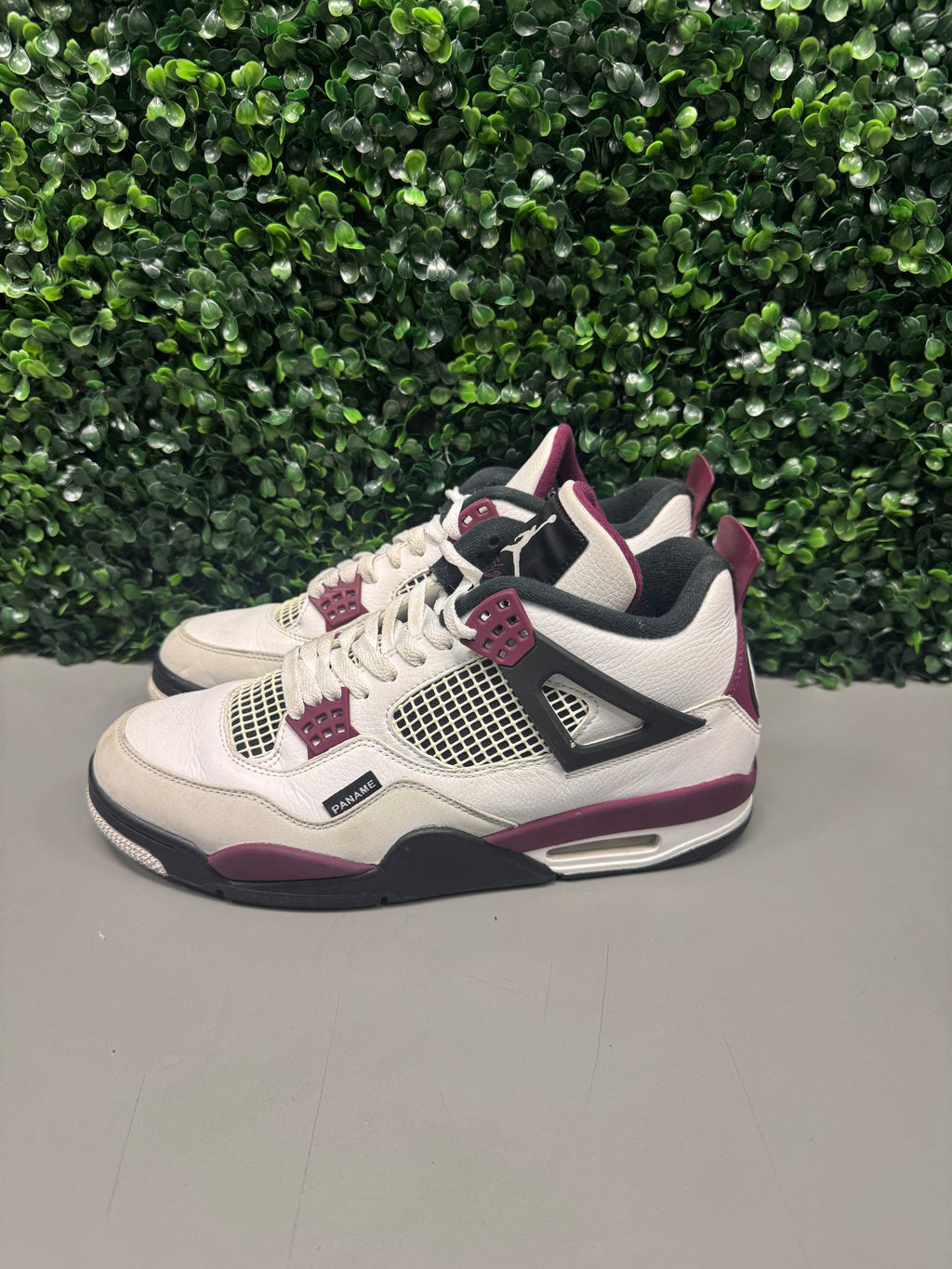 Jordan 4 "PSG" Size 10 Preowned