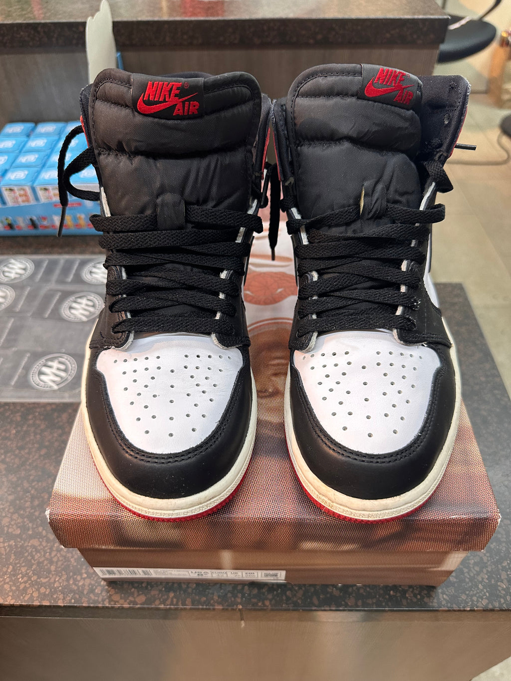 Air Jordan 1 "Bred Toe" Preowned