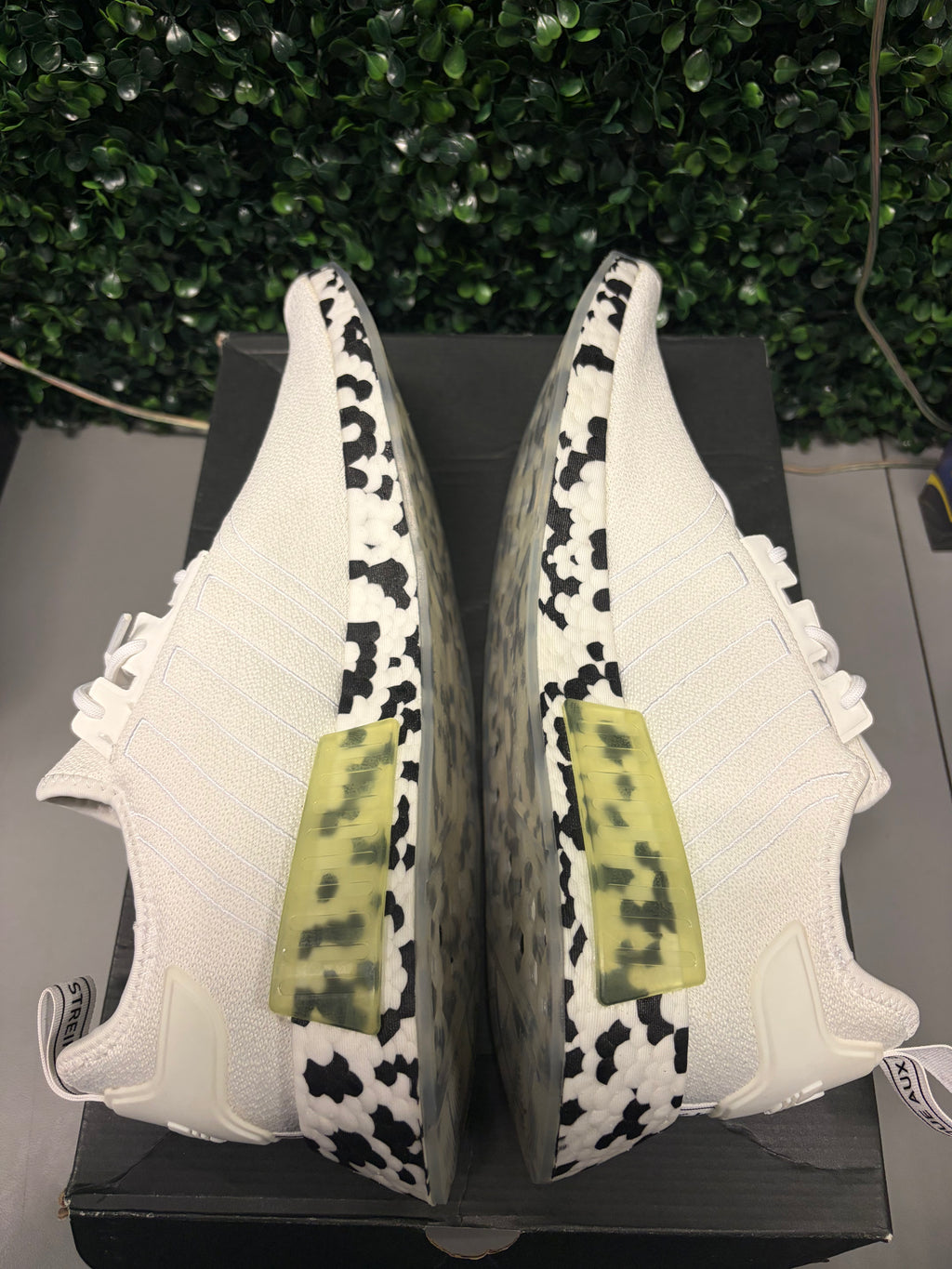 adidas NMD R1 "White Color Splash"Size 13 Preowned