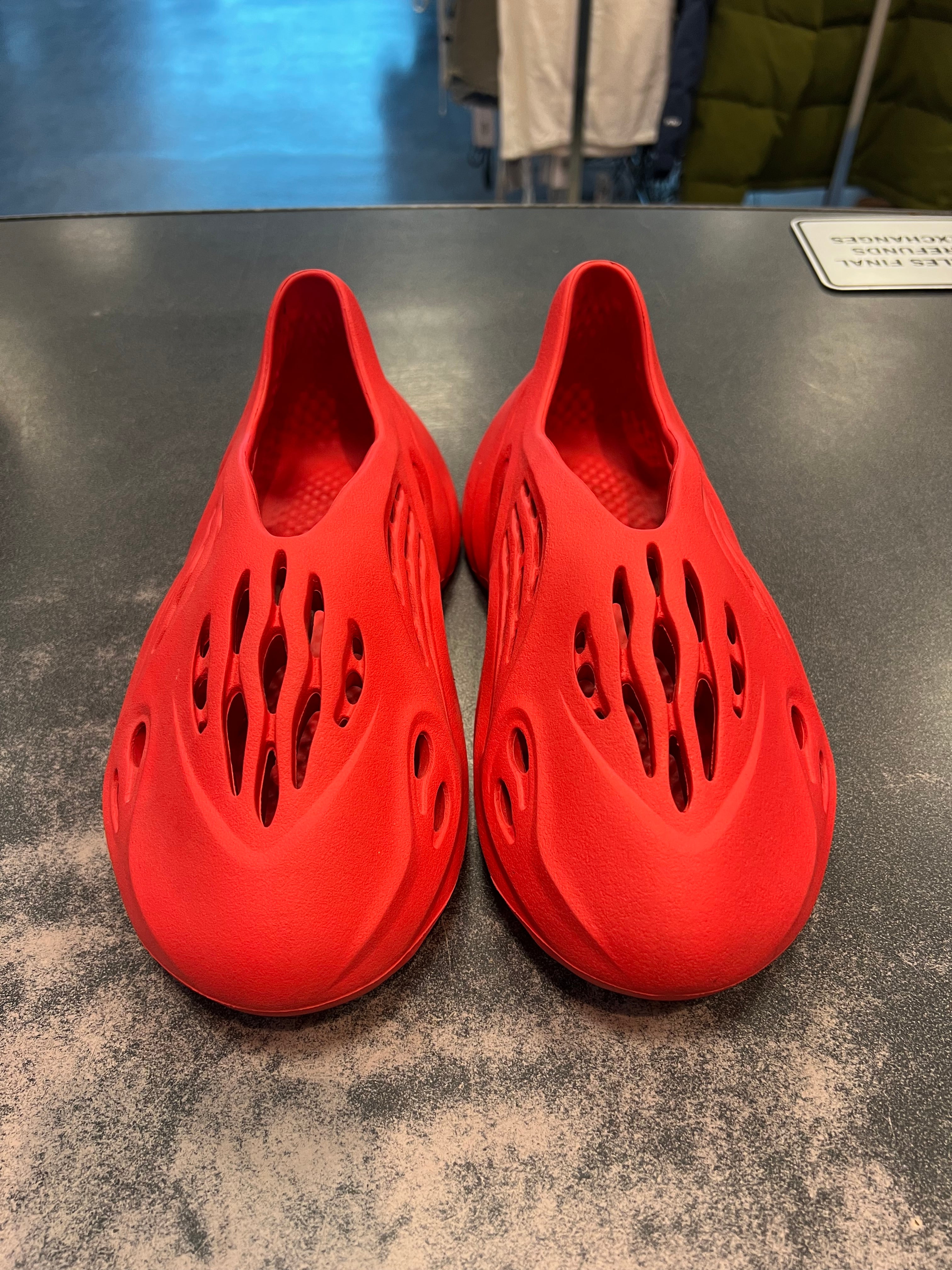 Yeezy Foam Runner "Vermillion" Size 8M Preowned NO BOX