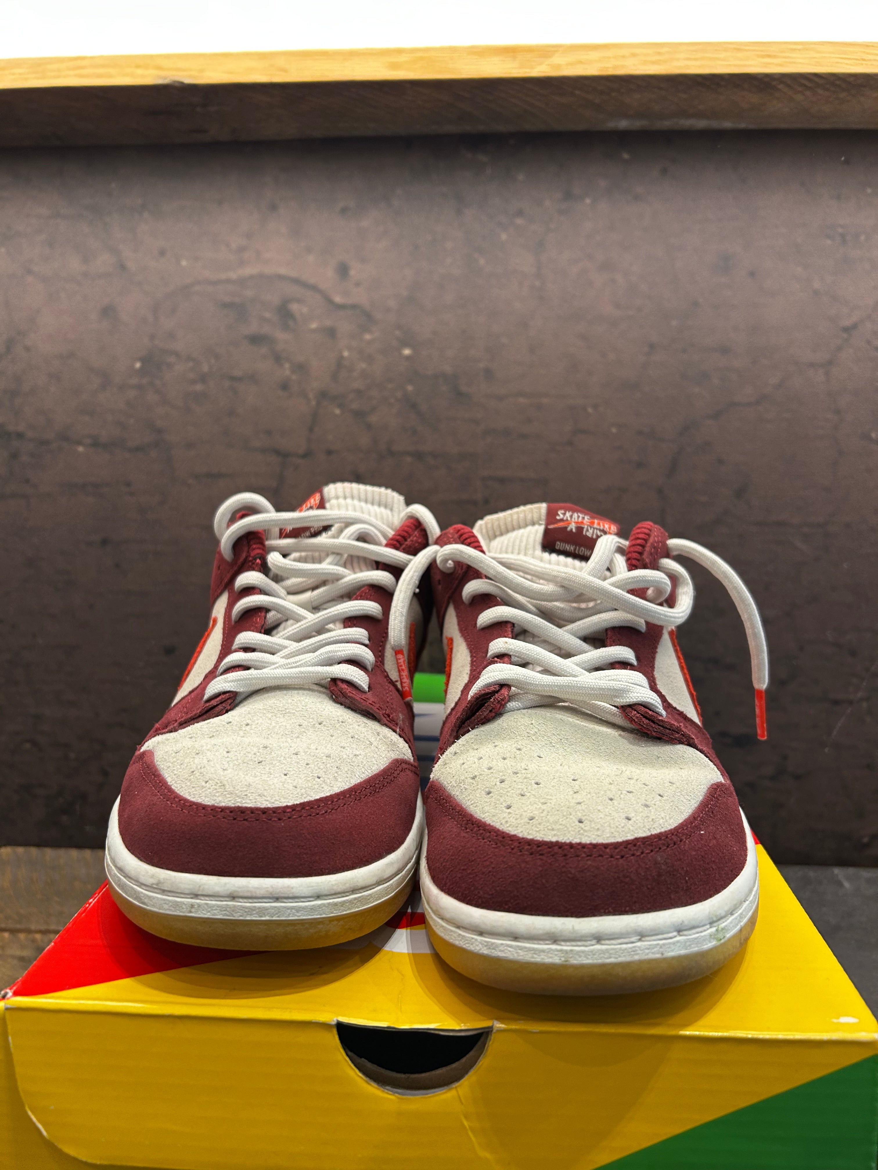 Dunk Low SB "Skate Like A Girl" Size 11 Preowned