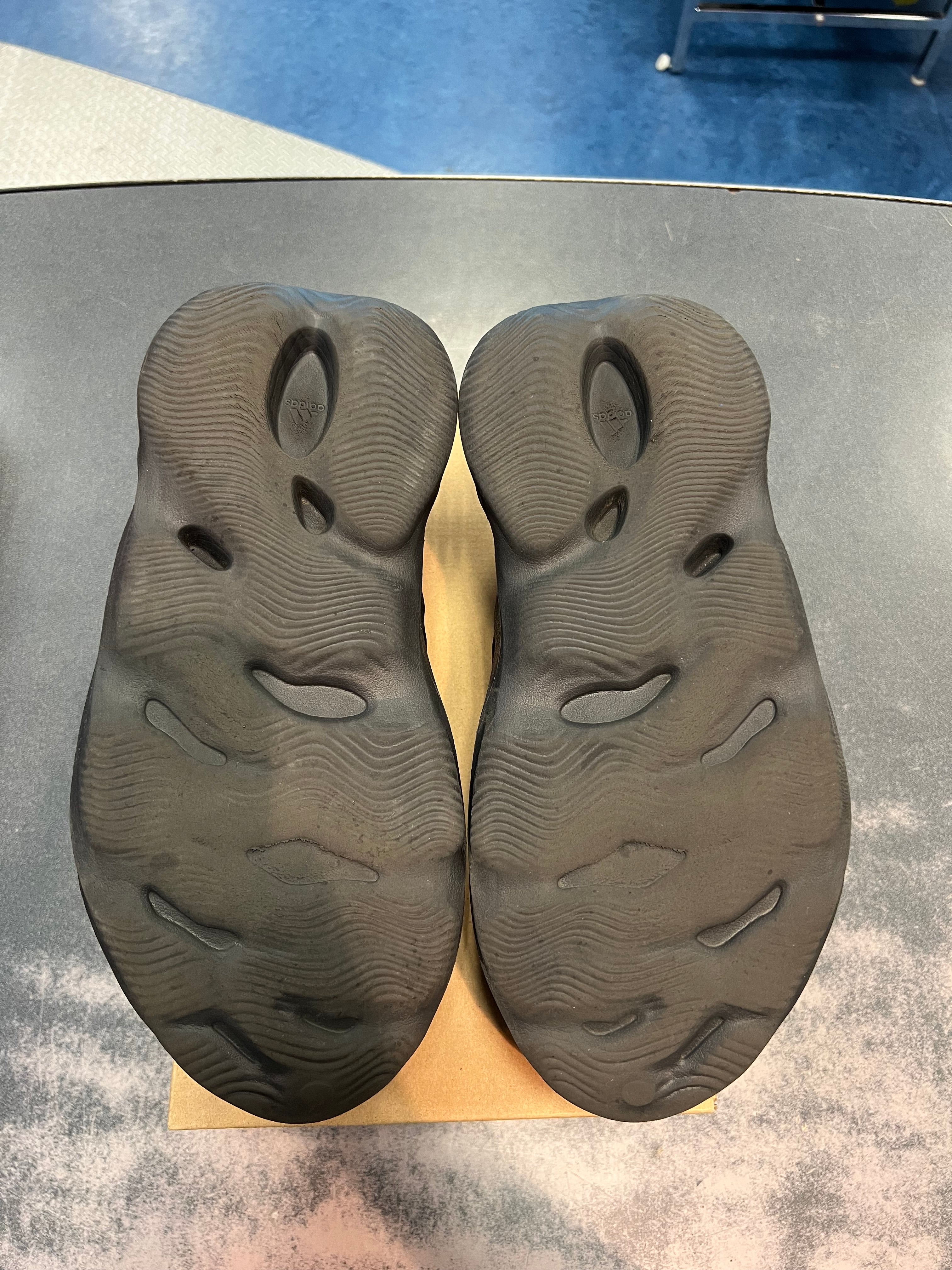Yeezy Foam RNR "Onyx" Size 12M Preowned