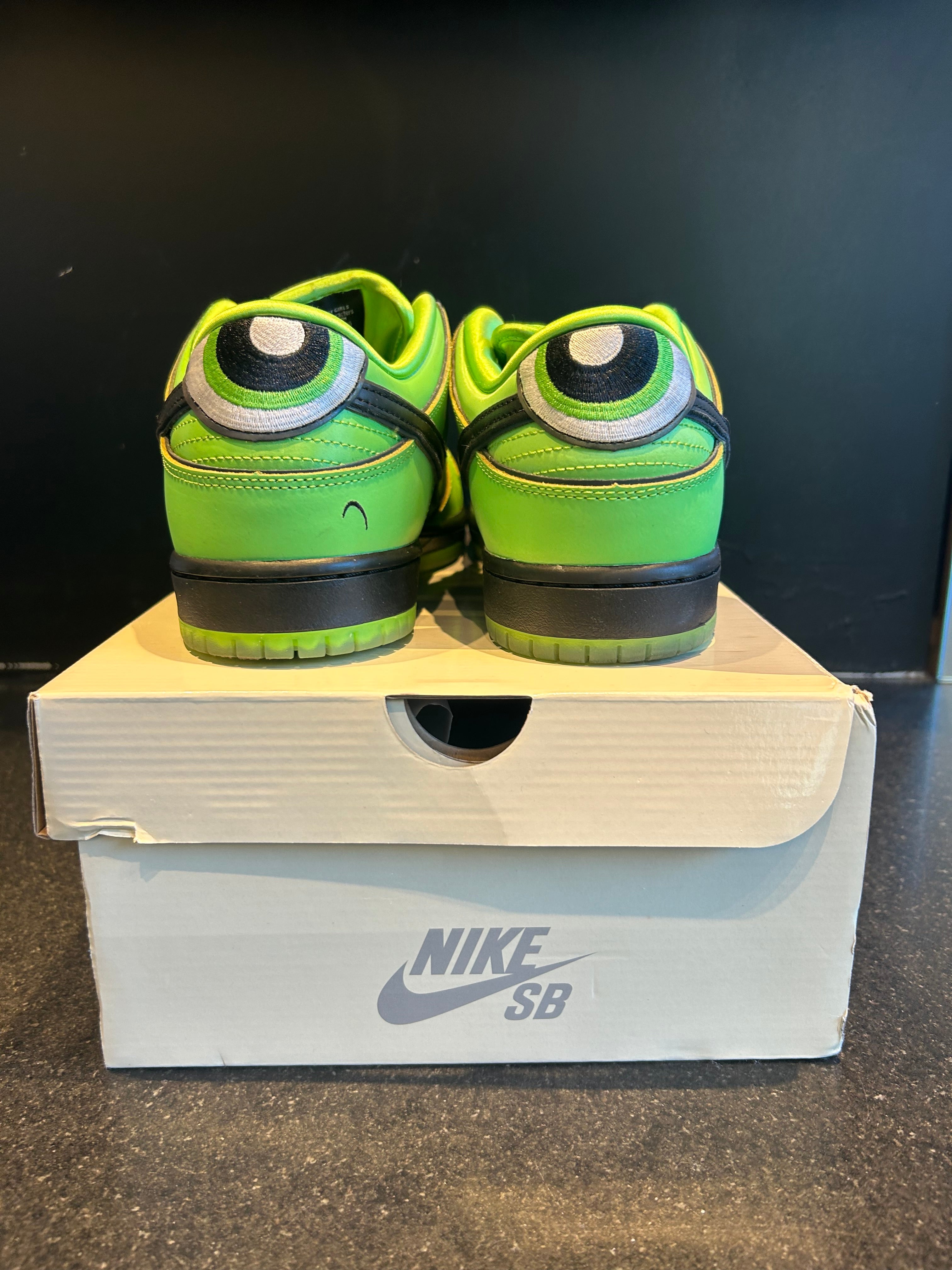 Nike SB Dunk Low The Powderpuff Girls Buttercup Size 9.5 Preowned