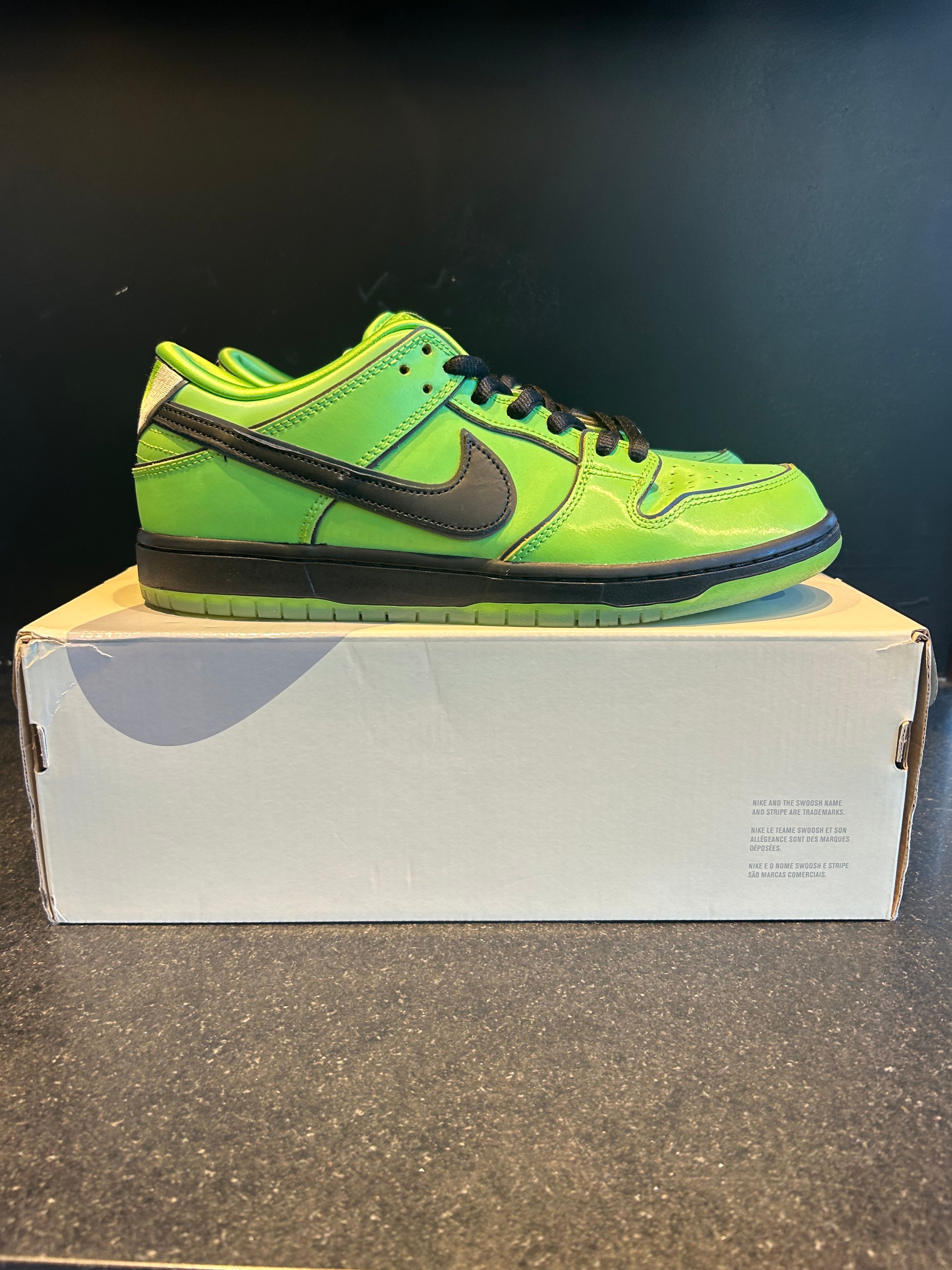 Nike SB Dunk Low The Powderpuff Girls Buttercup Size 9.5 Preowned