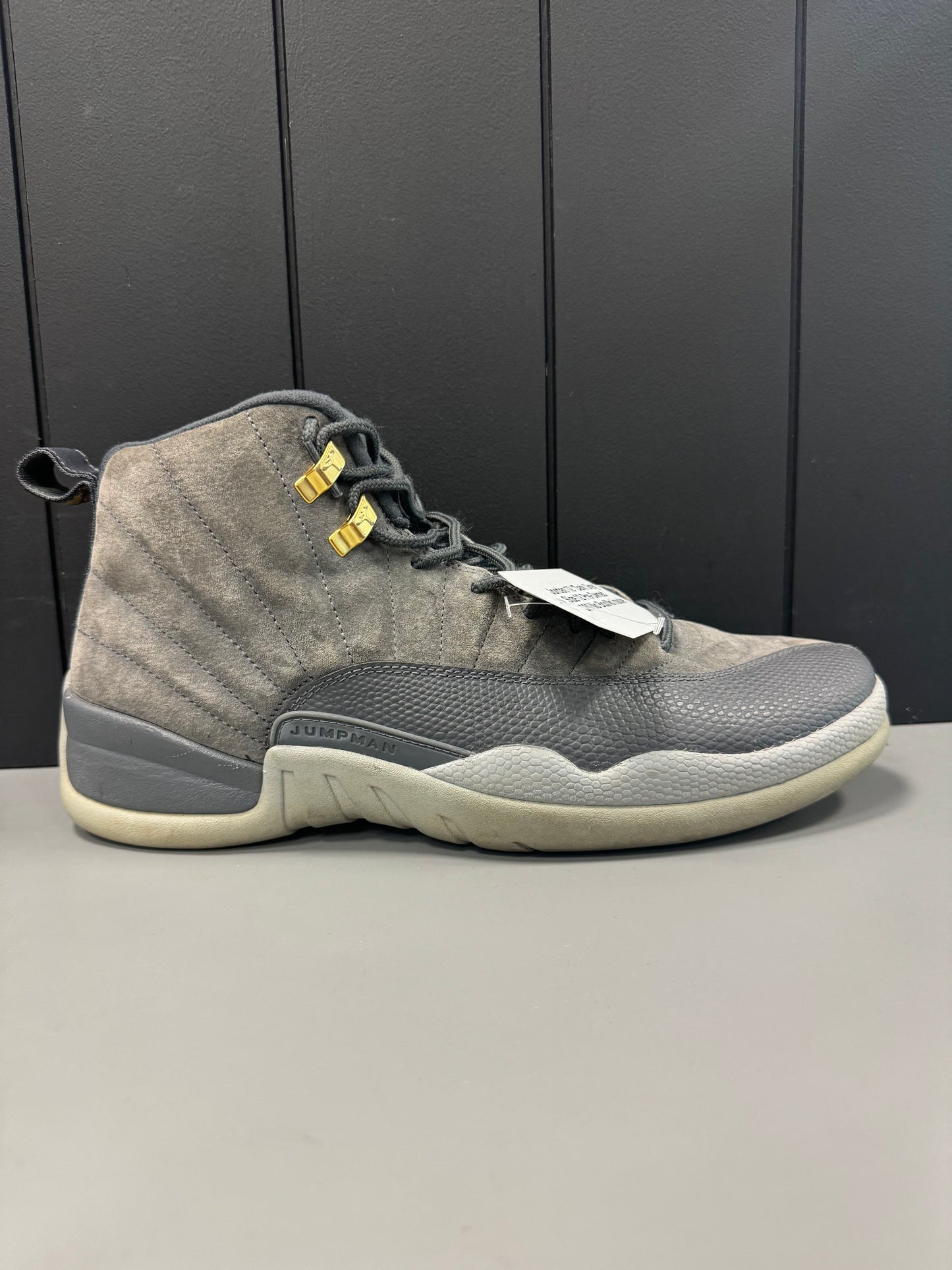 jordan 12 "Dark Grey" Size 12 Pre-Owned