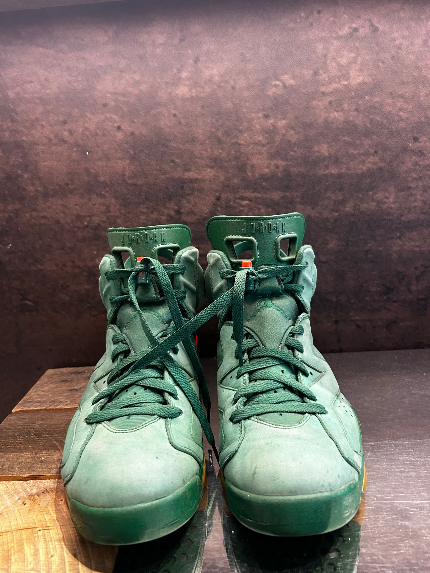 Jordan 6 Retro "Gatorade" Size 10.5 Preowned