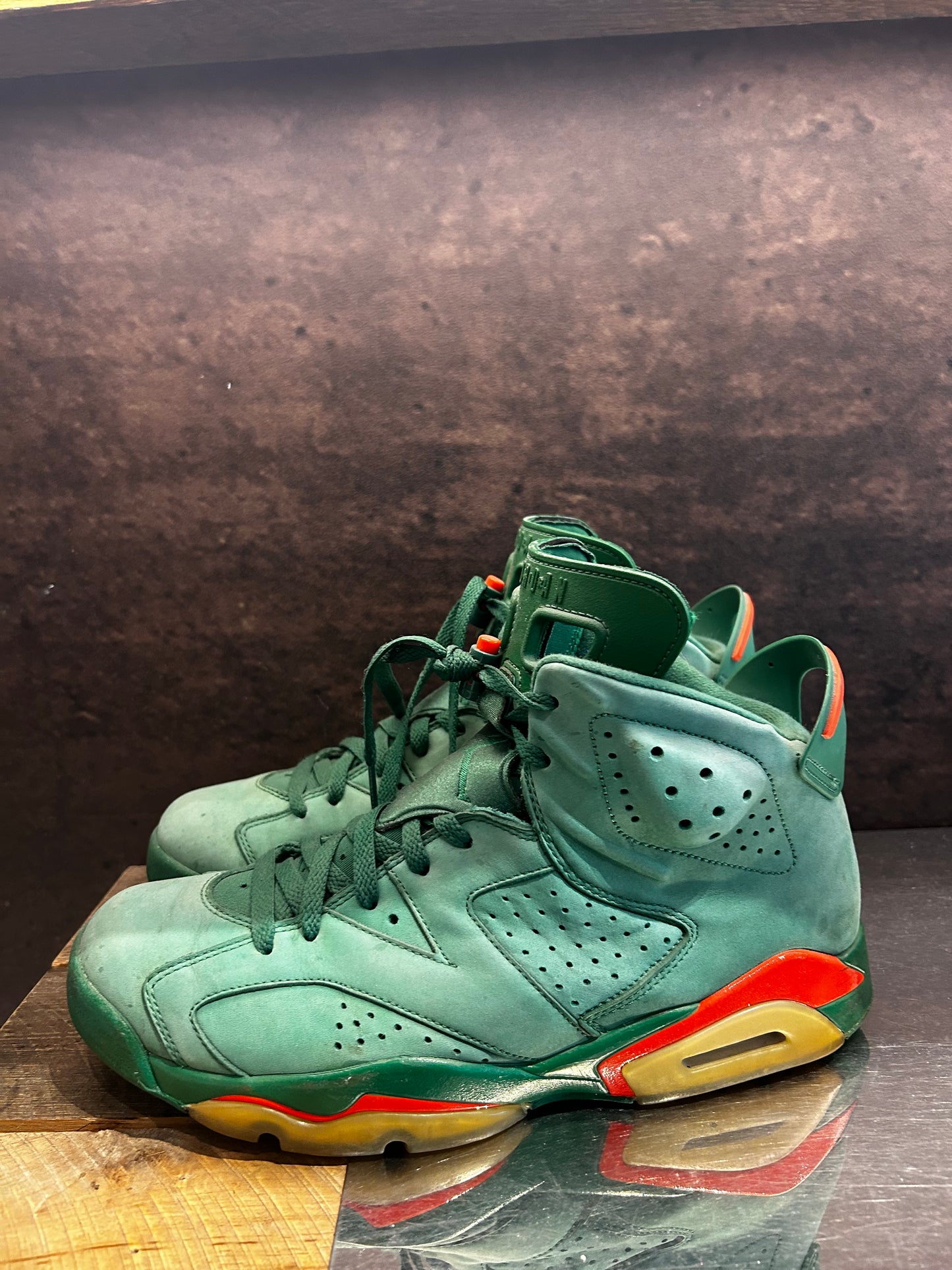 Jordan 6 Retro "Gatorade" Size 10.5 Preowned