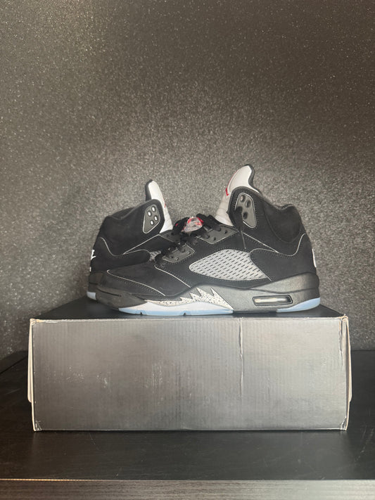 Jordan 5 'Black Metallic' Size 9 Preowned with box