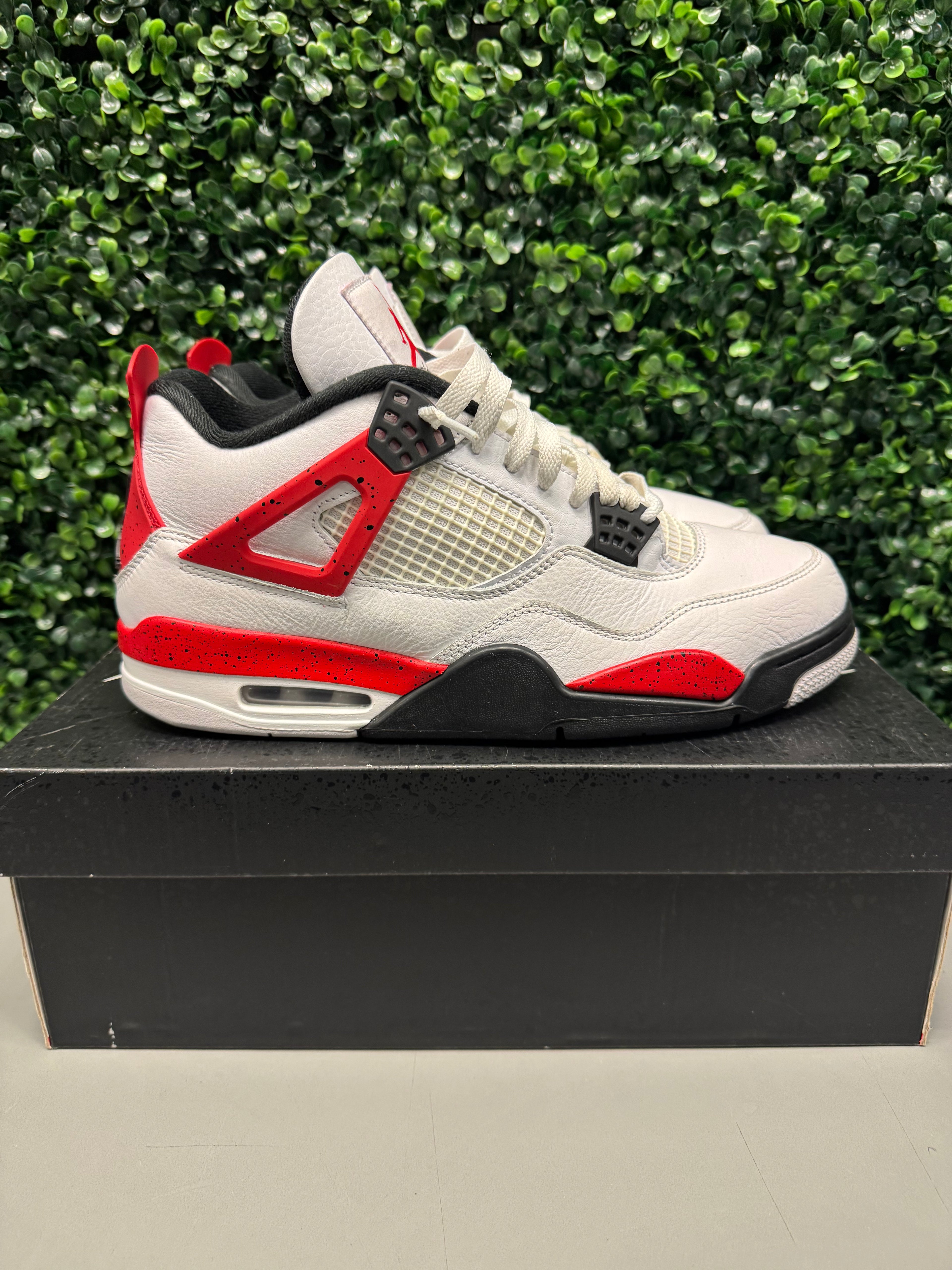 Jordan 4 Red Cement Size 10.5 Preowned