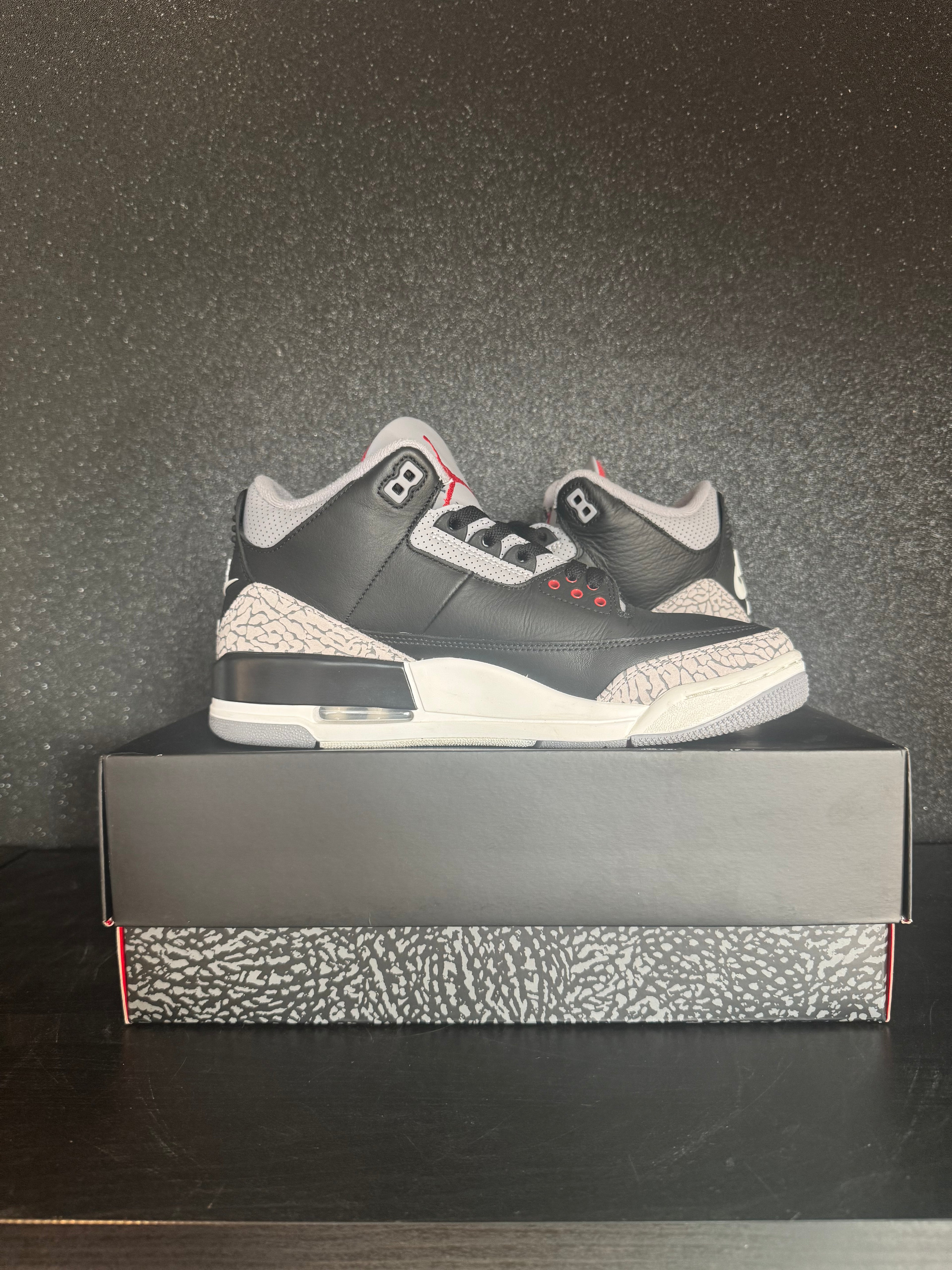 Jordan 3 'Black Cement' Size 9 Preowned with box