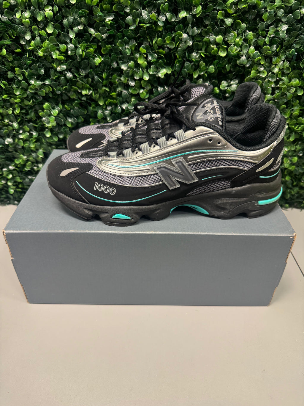 New Balance 1000 "Black Teal" Size 10 Preonwed