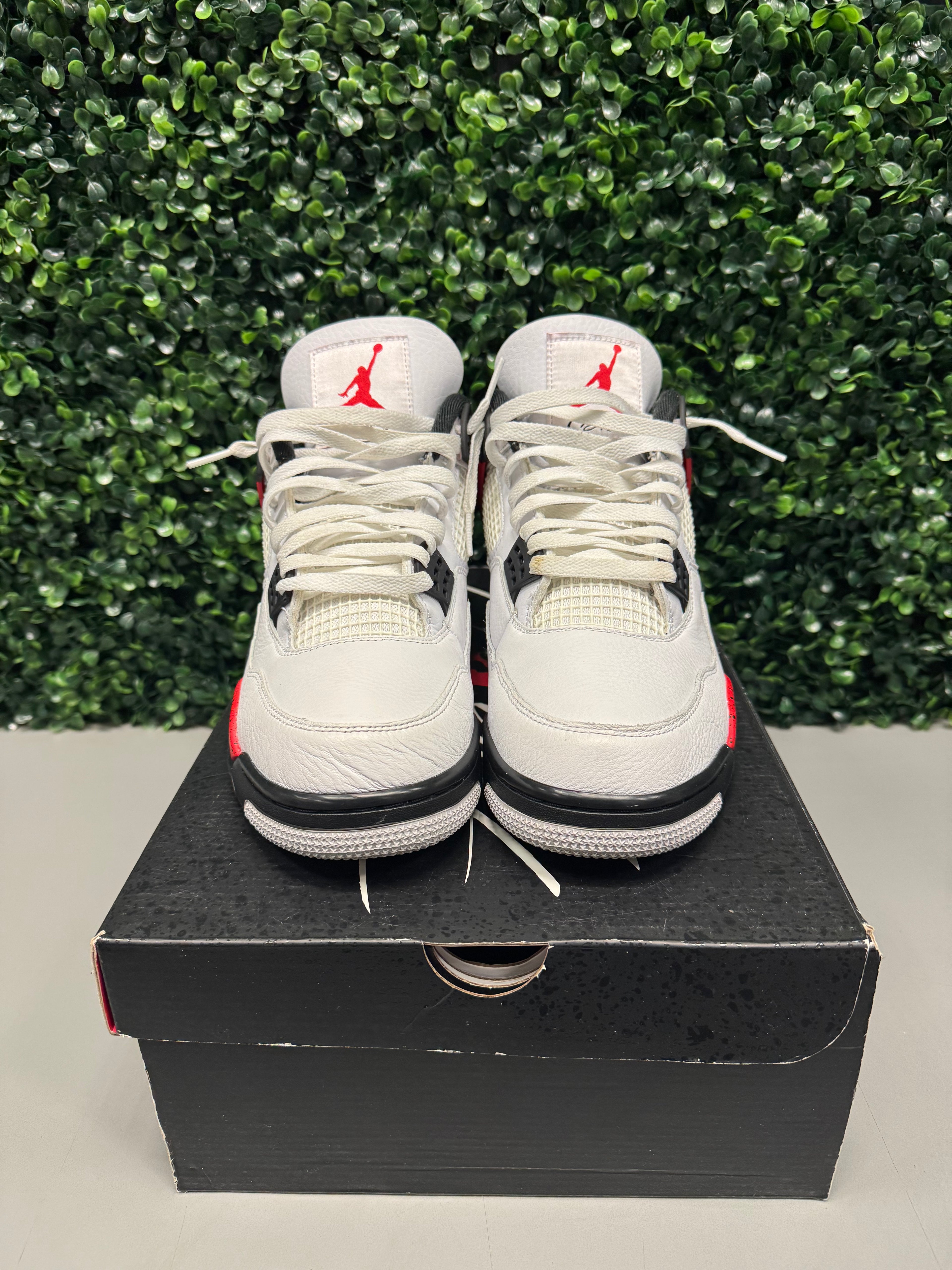 Jordan 4 Red Cement Size 10.5 Preowned