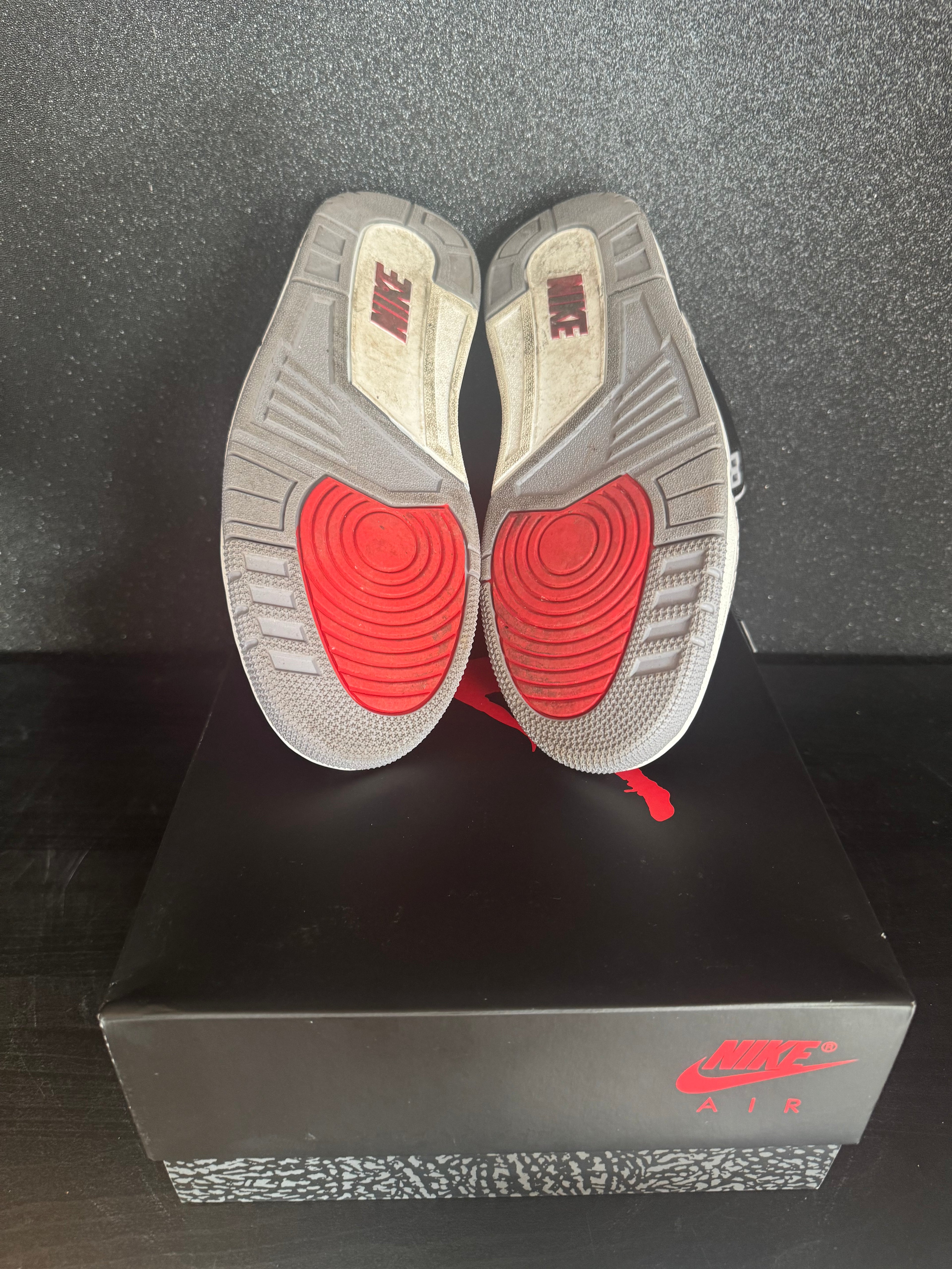 Jordan 3 'Black Cement' Size 9 Preowned with box