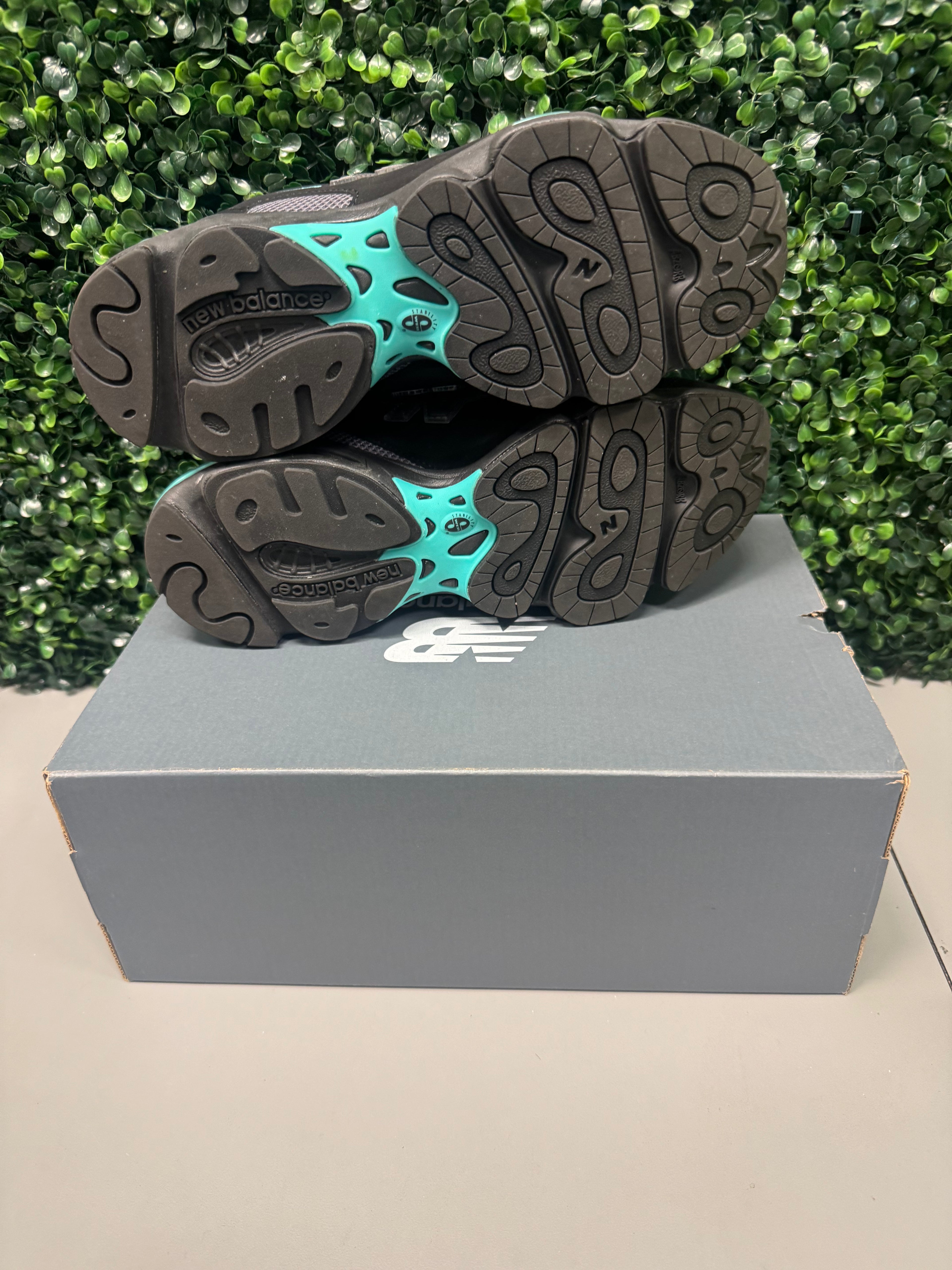 New Balance 1000 "Black Teal" Size 10 Preonwed