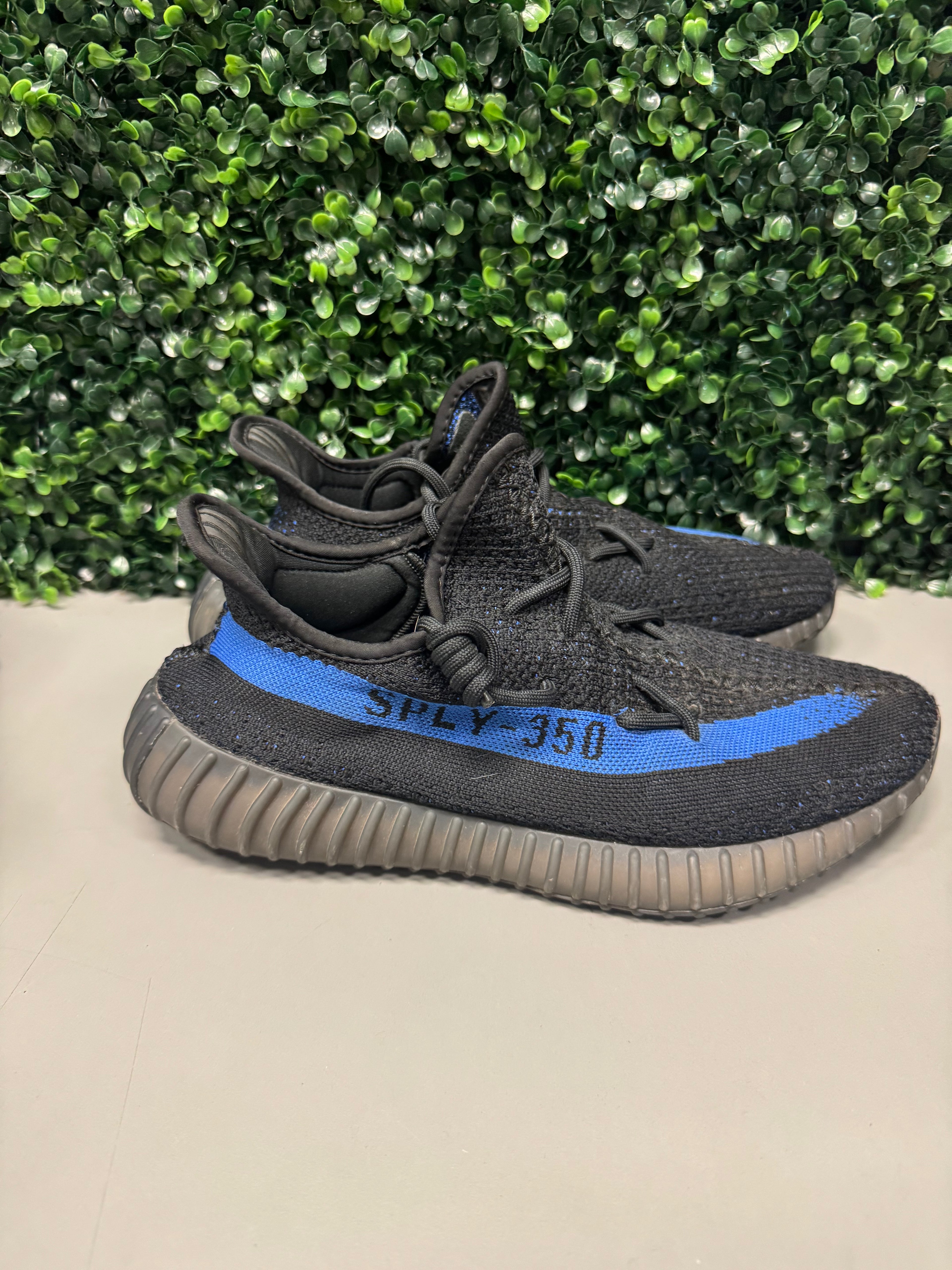 Yeezy 350 "Dazzling Blue" Size 11 Preowned