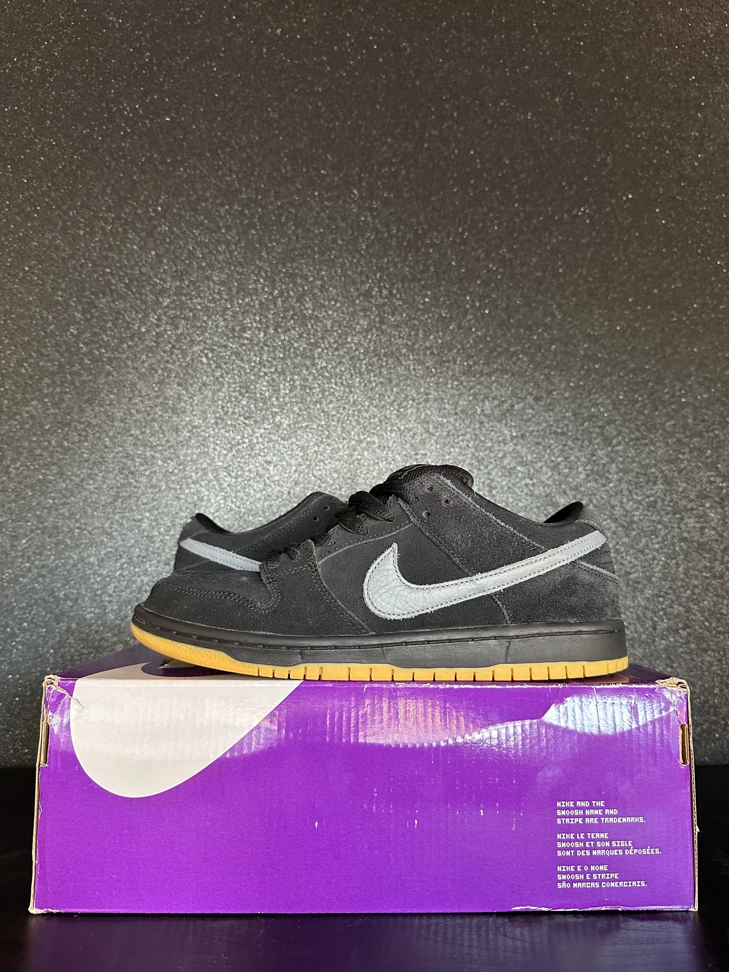 Nike SB Dunk Low "Fog" Size 8 preowned with box