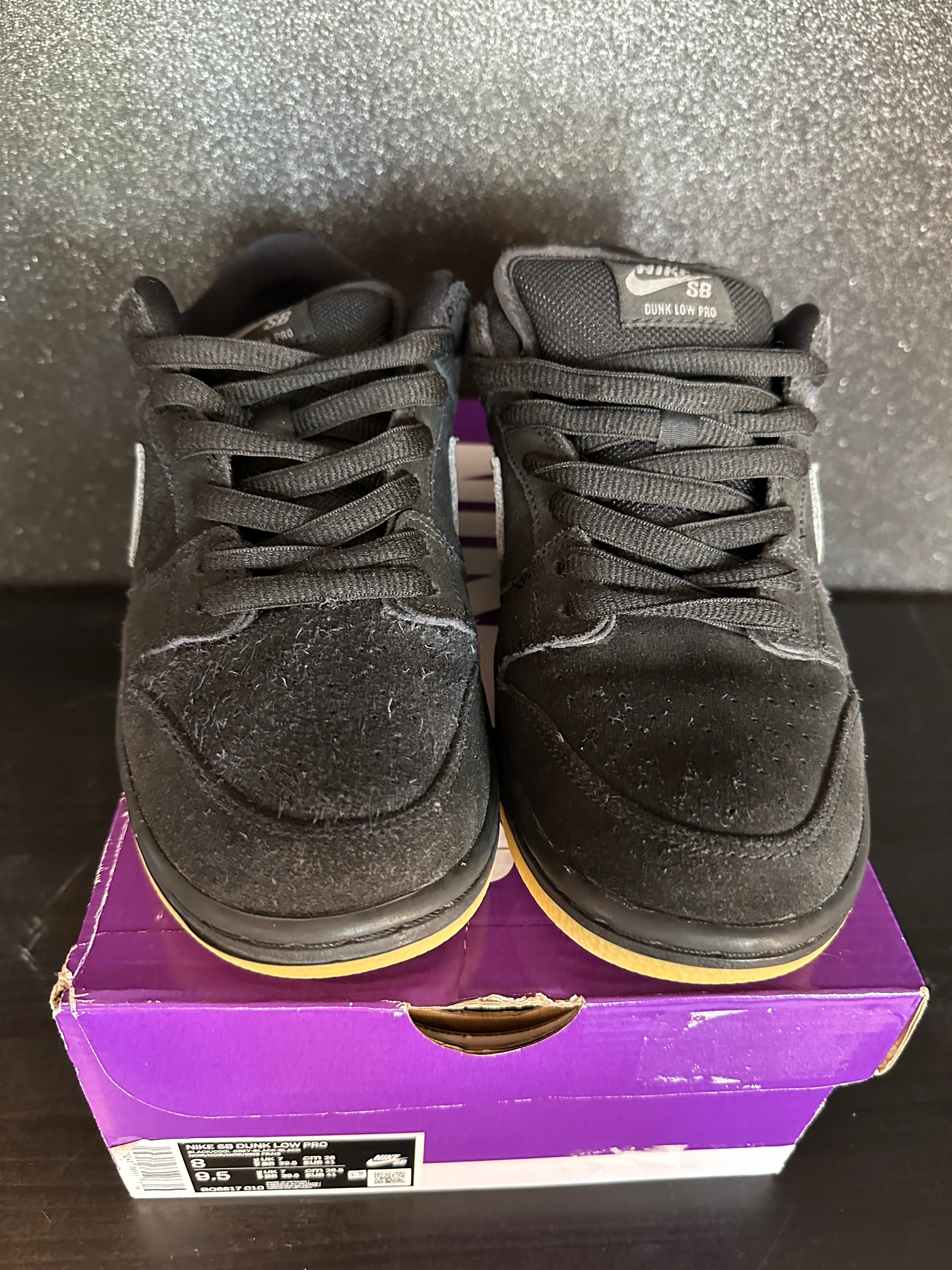 Nike SB Dunk Low "Fog" Size 8 preowned with box