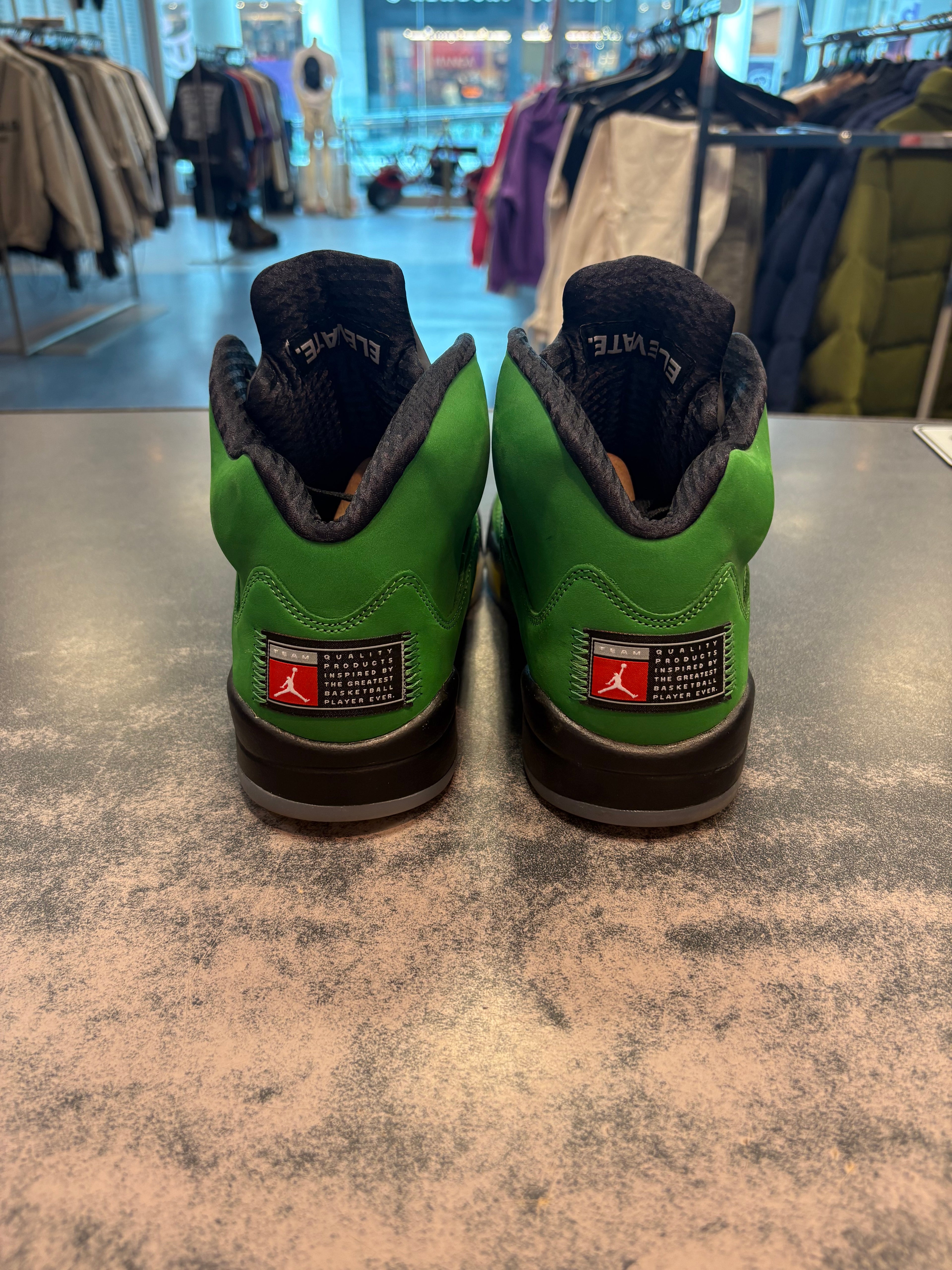Air Jordan 5 Oregon Size 10M Preowned