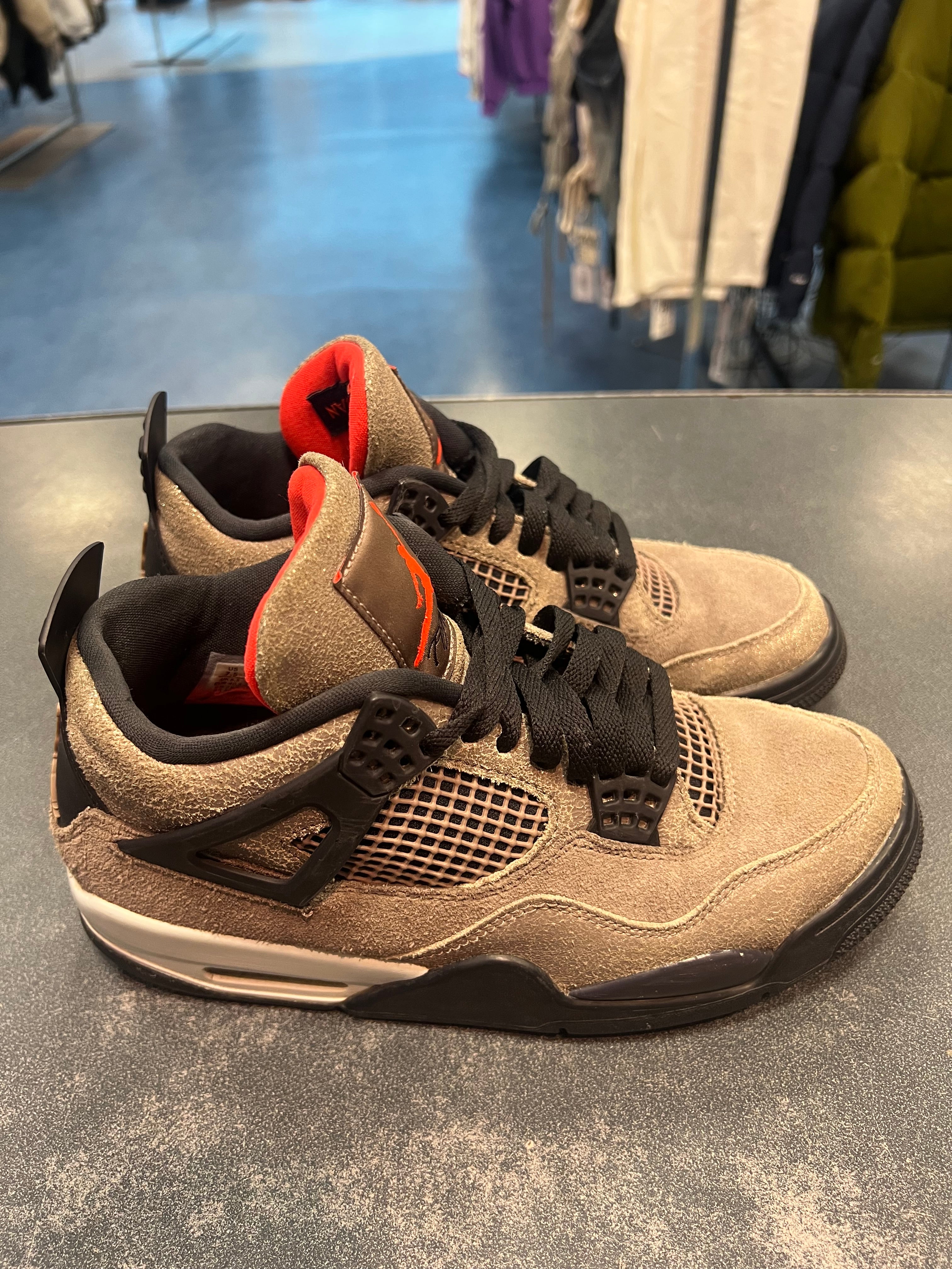 Jordan 4 "Taupe Haze" Size 7.5M Preowned NO BOX