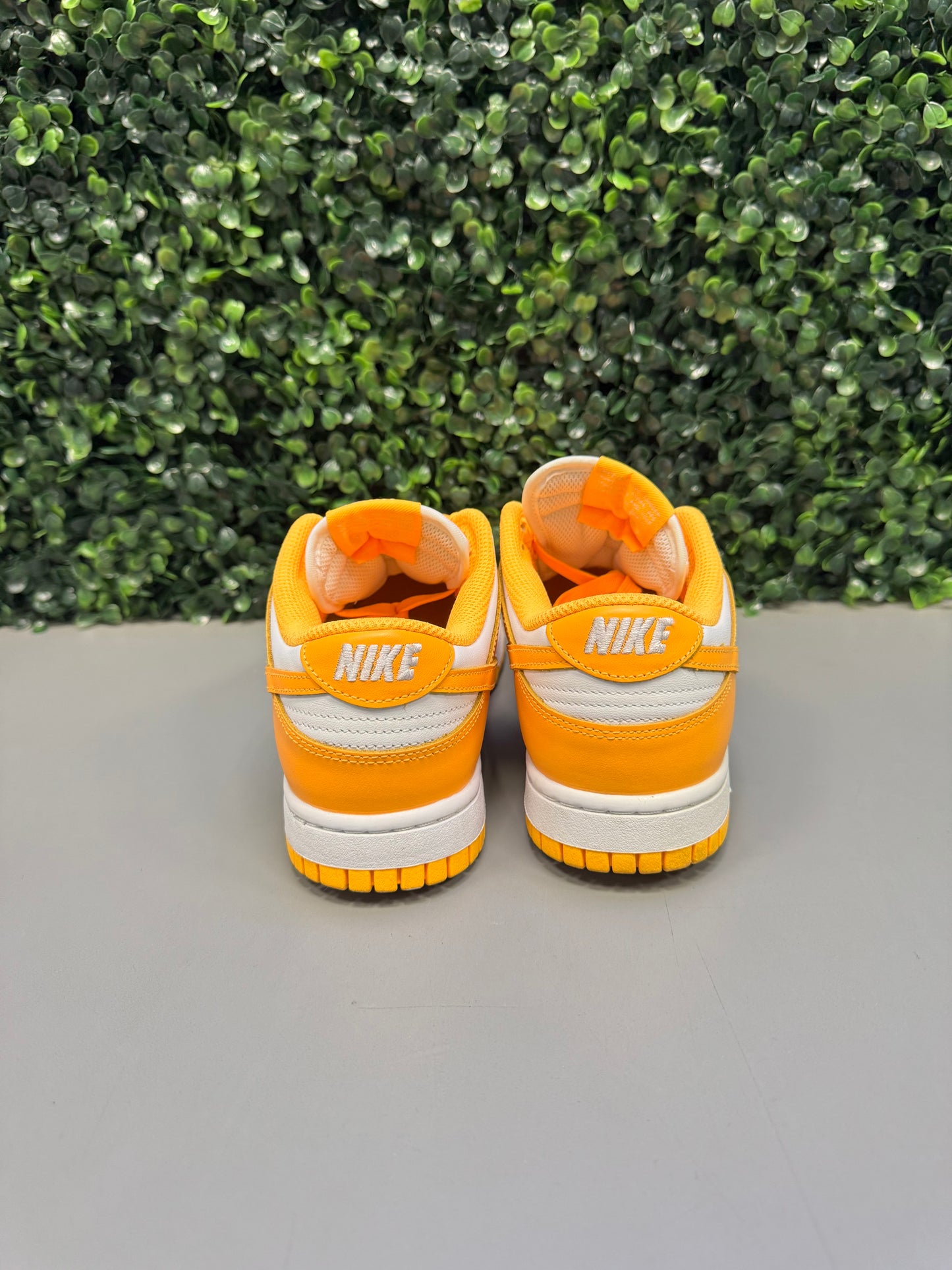 Nike Dunk Low "Laser Orange" Size 7W / 5.5Y Preowned