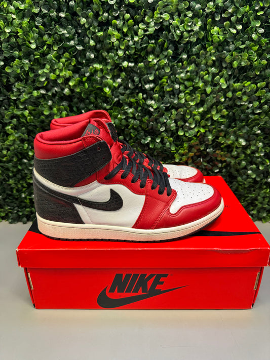 Jordan 1 High "Satin Snake" Size 11W / 9.5M Preowned