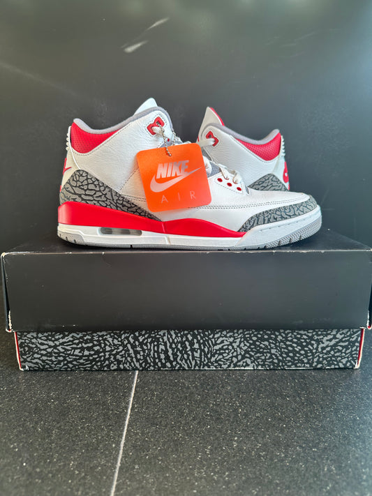 Jordan 3 "Fire Red" Size 10.5 Preowned with box
