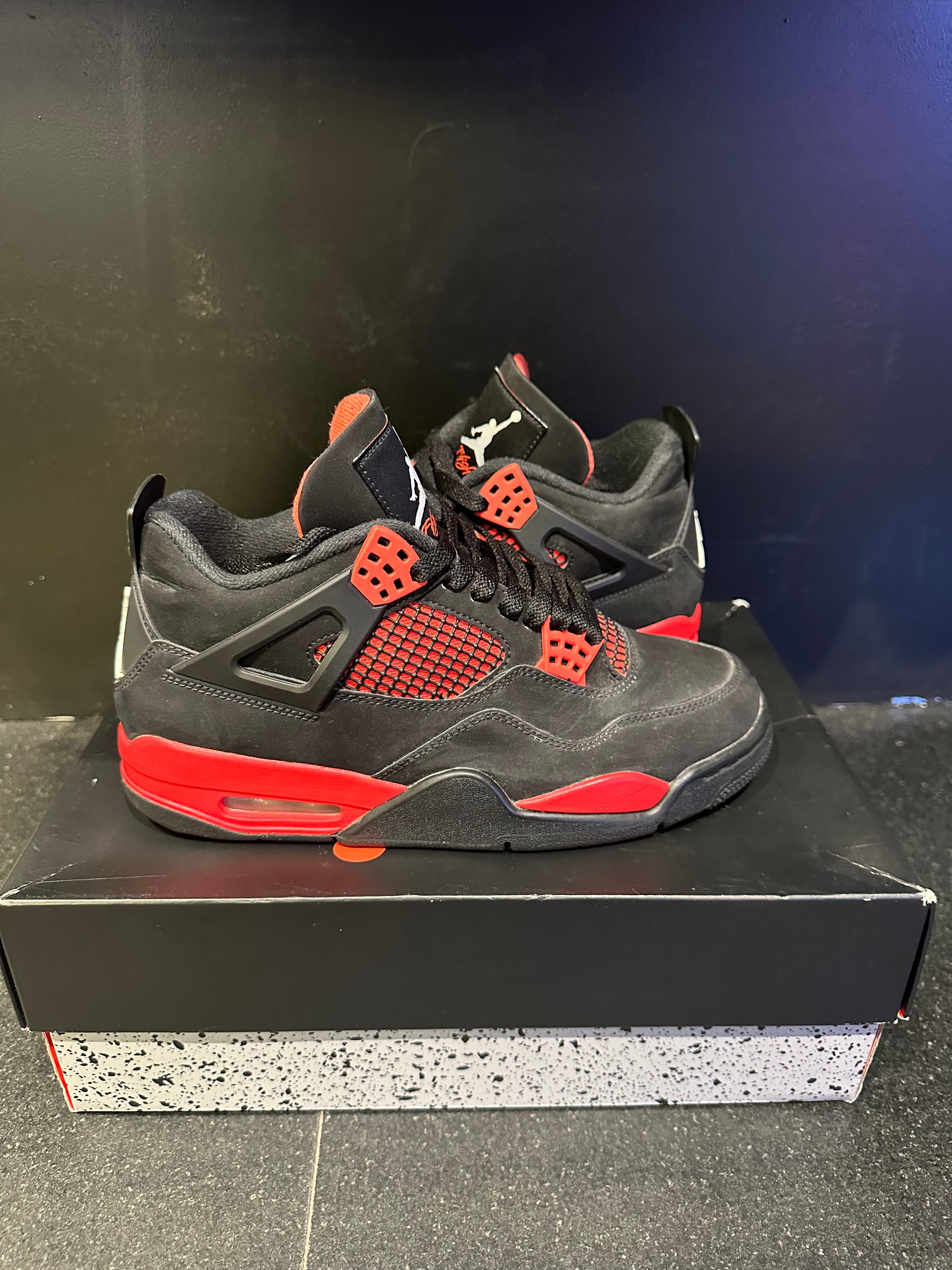 Jordan 4 "Red Thunder" Size 8 Preowned with Box