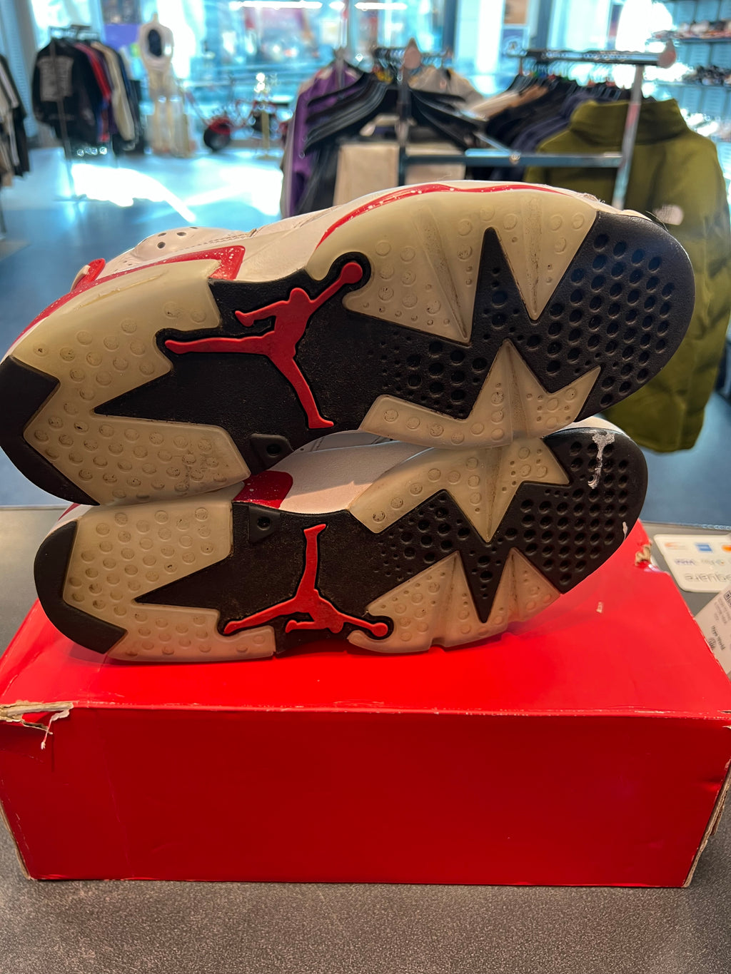 Air Jordan 6 Red Oreos Size 10M Preowned