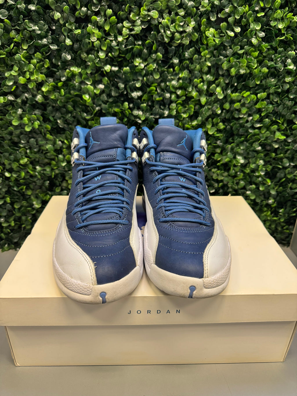 Jordan 12 “Indigo” Size 9.5 Preowned